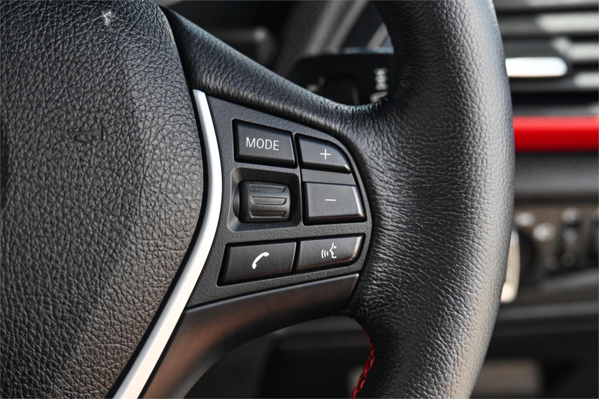2013 BMW 1 F20 MY13 18i 8 SP AUTOMATIC 5D HATCHBACK