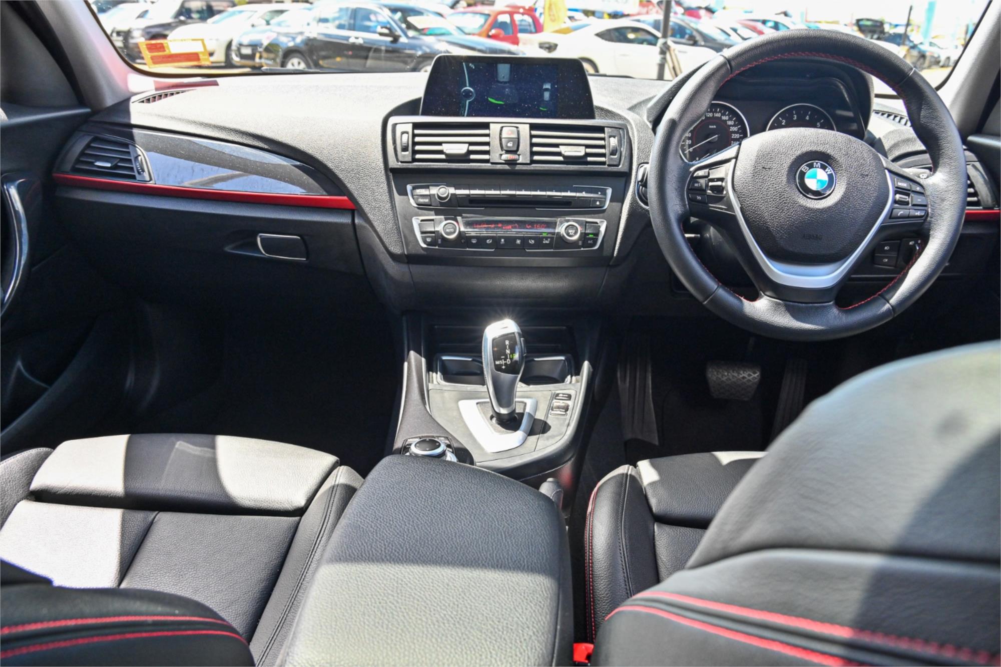 2013 BMW 1 F20 MY13 18i 8 SP AUTOMATIC 5D HATCHBACK