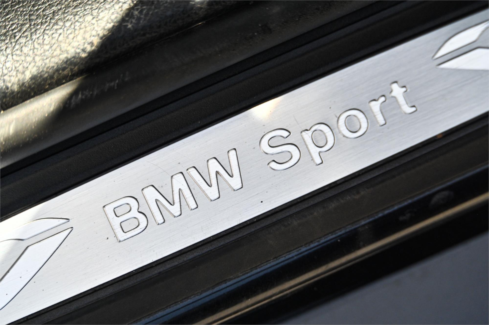 2013 BMW 1 F20 MY13 18i 8 SP AUTOMATIC 5D HATCHBACK