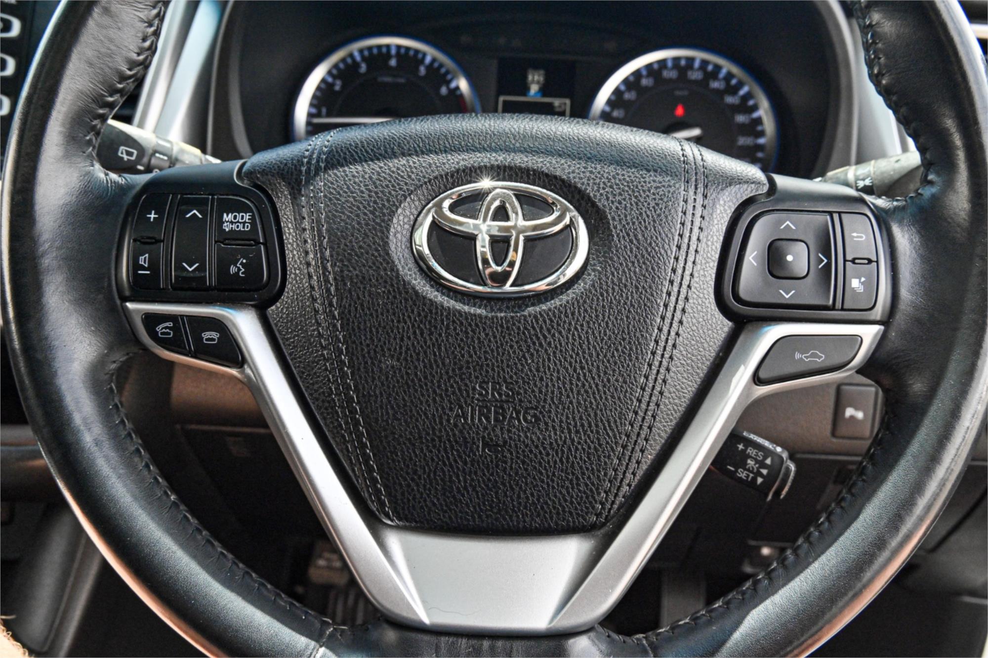 2015 TOYOTA KLUGER GSU55R GRANDE (4x4) 6 SP AUTOMATIC 4D WAGON