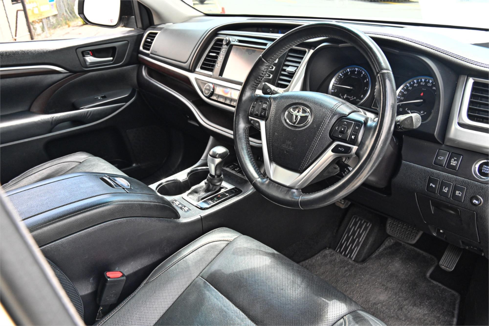 2015 TOYOTA KLUGER GSU55R GRANDE (4x4) 6 SP AUTOMATIC 4D WAGON