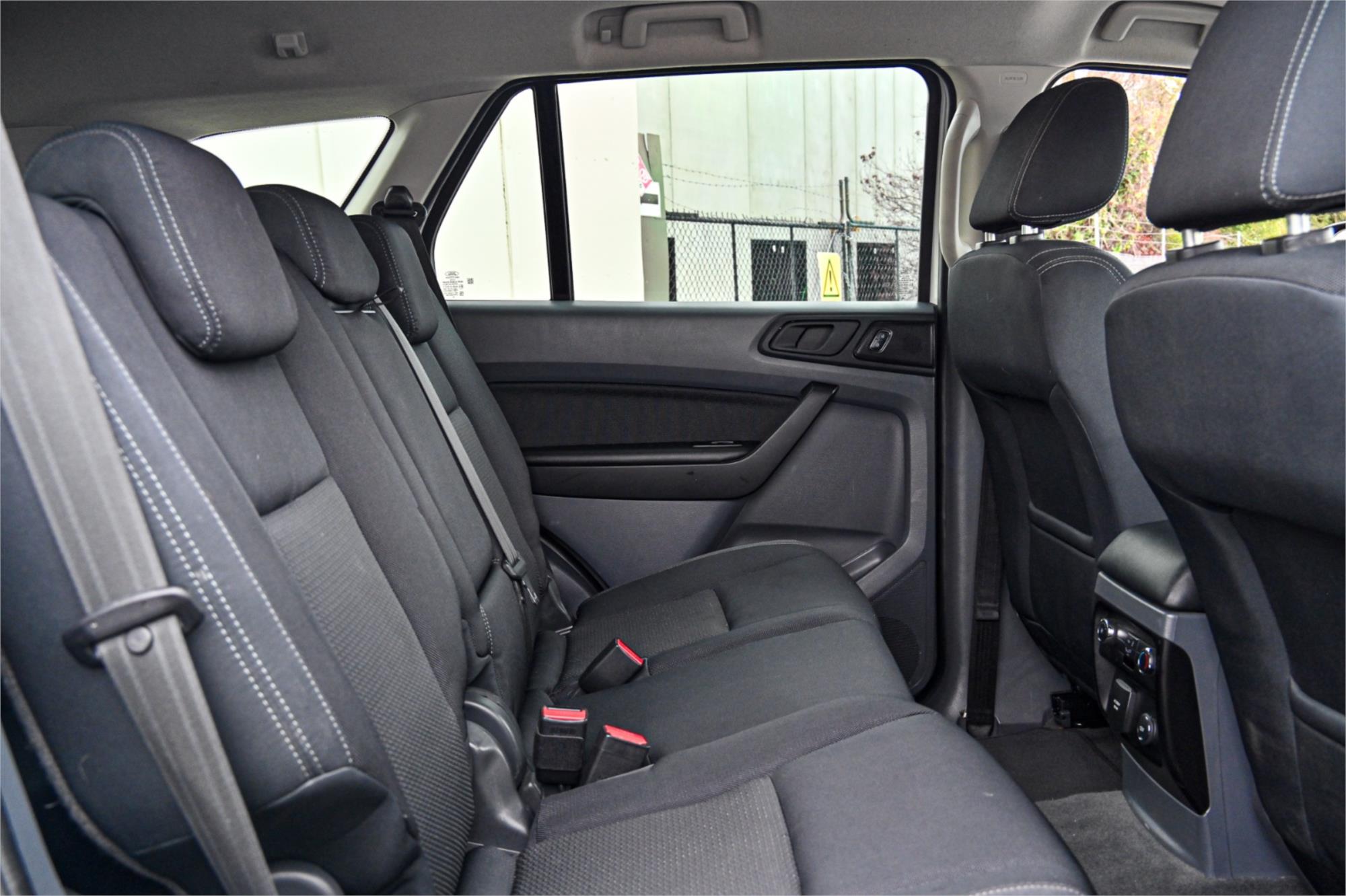 2015 FORD EVEREST UA AMBIENTE 6 SP AUTOMATIC 4D WAGON