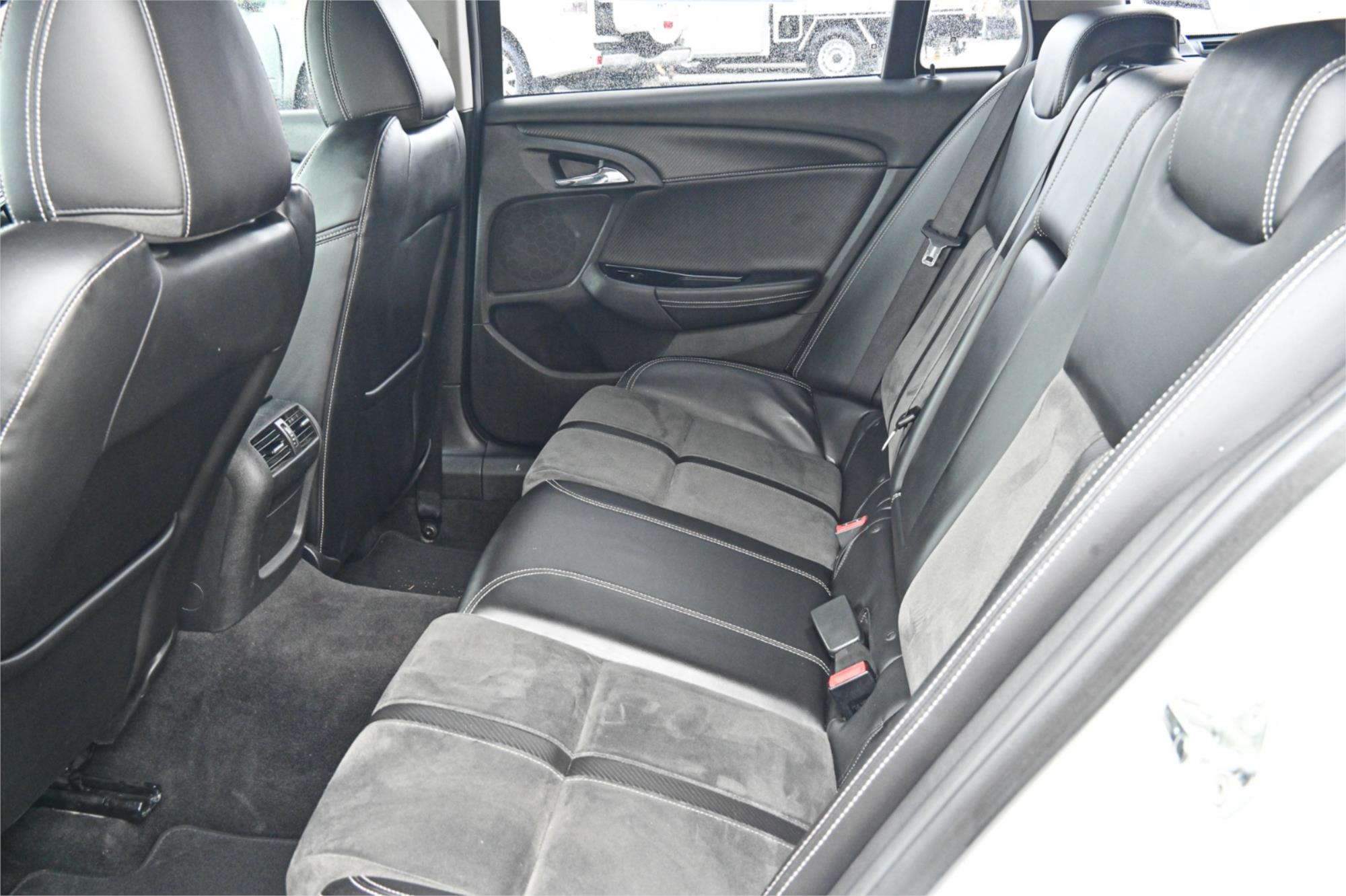 2015 HOLDEN COMMODORE VF II SV6 6 SP AUTOMATIC 4D SPORTWAGON