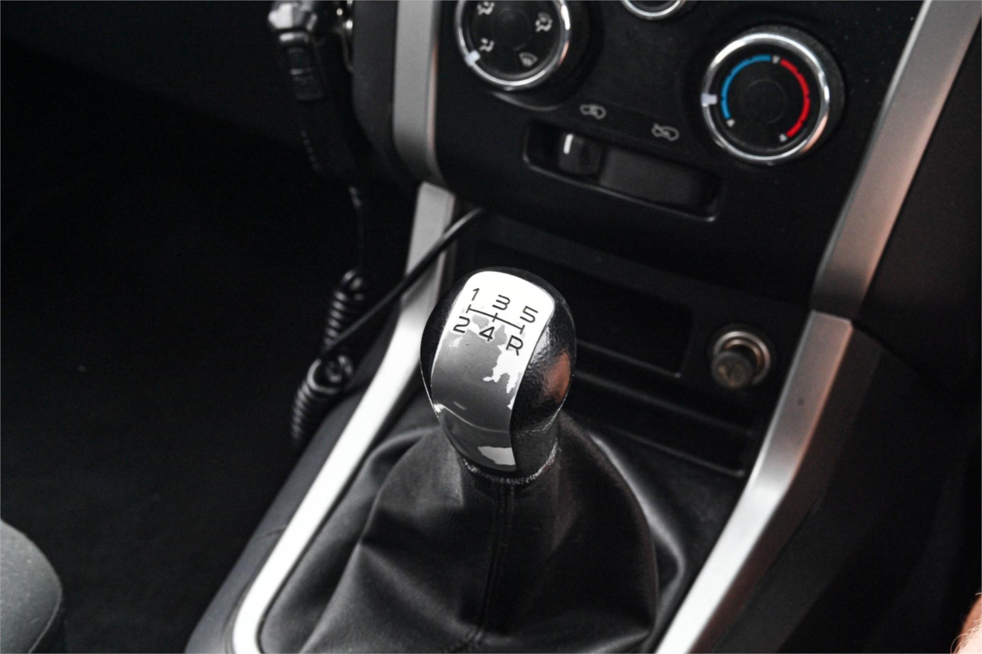 2012 ISUZU D-MAX TF MY12 LS-U HI-RIDE (4x4) 5 SP MANUAL CREW CAB UTILITY
