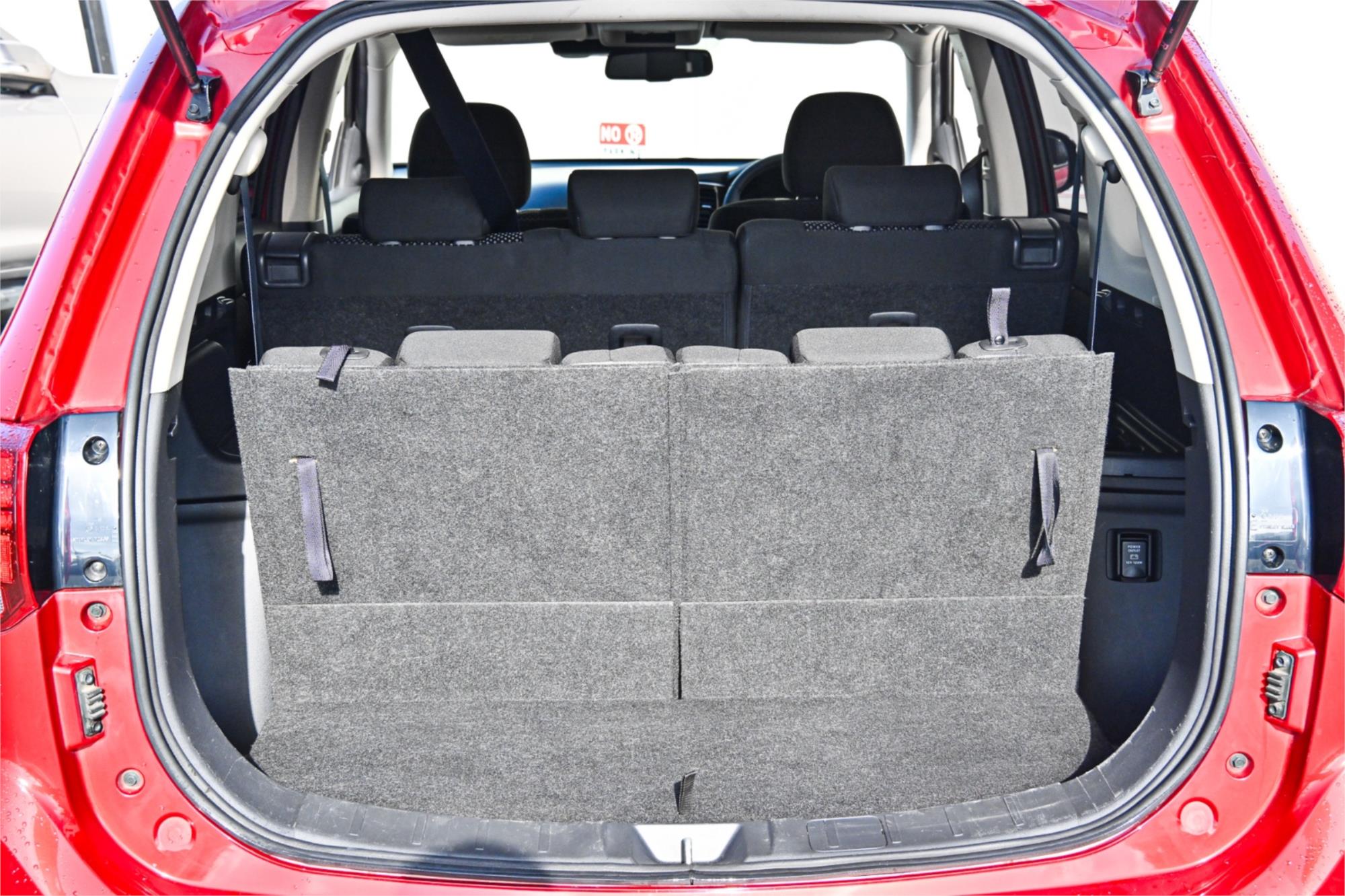 2019 MITSUBISHI OUTLANDER ZL MY19 ES 7 SEAT (2WD) CONTINUOUS VARIABLE 4D WAGON