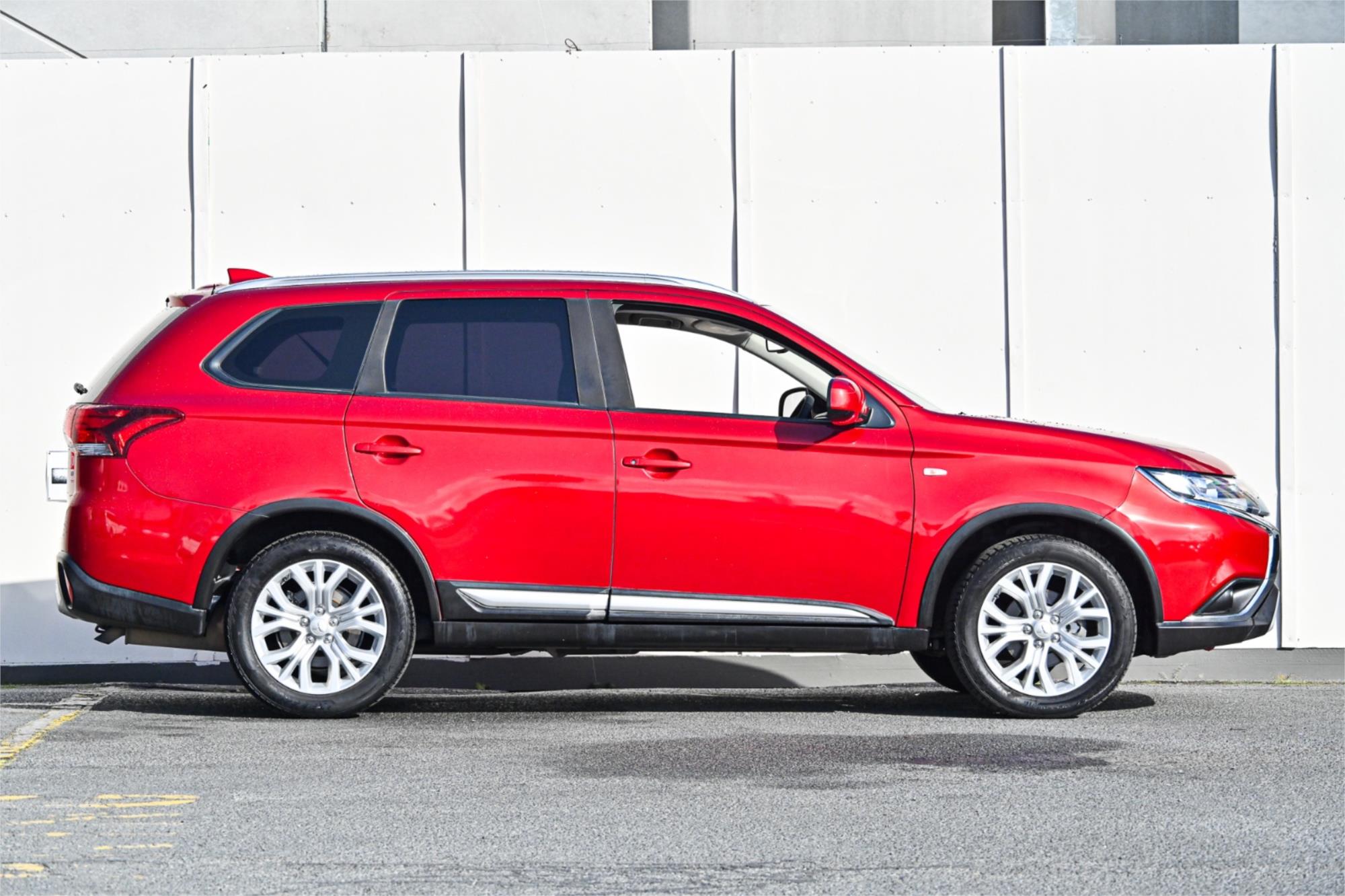 2019 MITSUBISHI OUTLANDER ZL MY19 ES 7 SEAT (2WD) CONTINUOUS VARIABLE 4D WAGON
