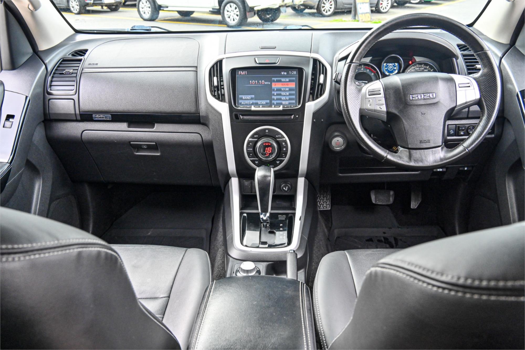 2020 ISUZU MU-X UC MY19 LS-T (4x4) 6 SP AUTO SEQUENTIAL 4D WAGON
