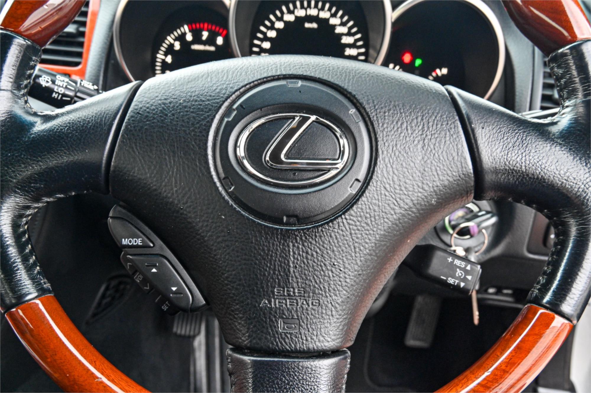 2006 LEXUS SC430 UZZ40R MY05 UPGRADE 6 SP AUTOMATIC 2D CONVERTIBLE