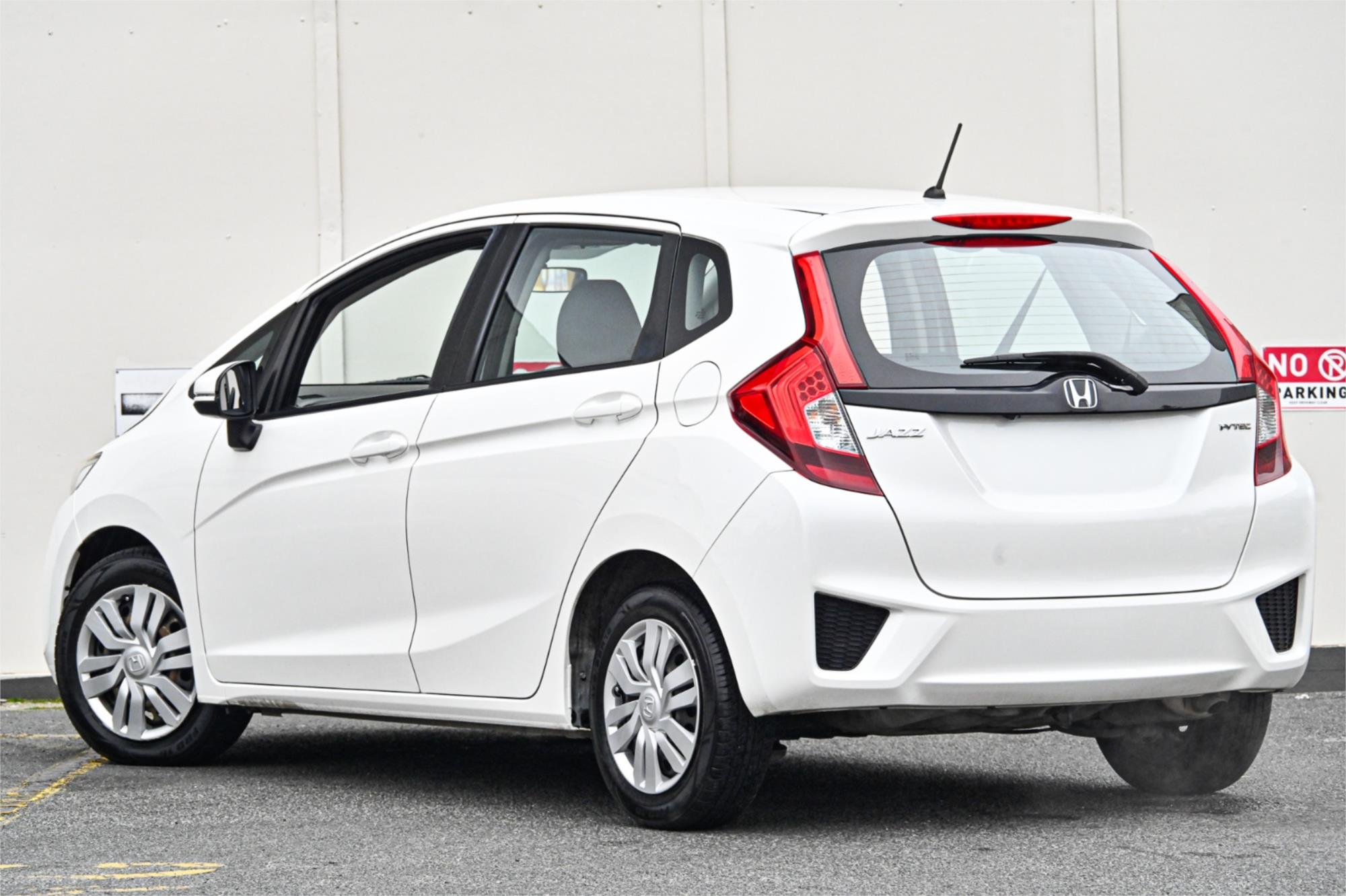 2017 HONDA JAZZ GK MY17 VTi 5 SP MANUAL 5D HATCHBACK