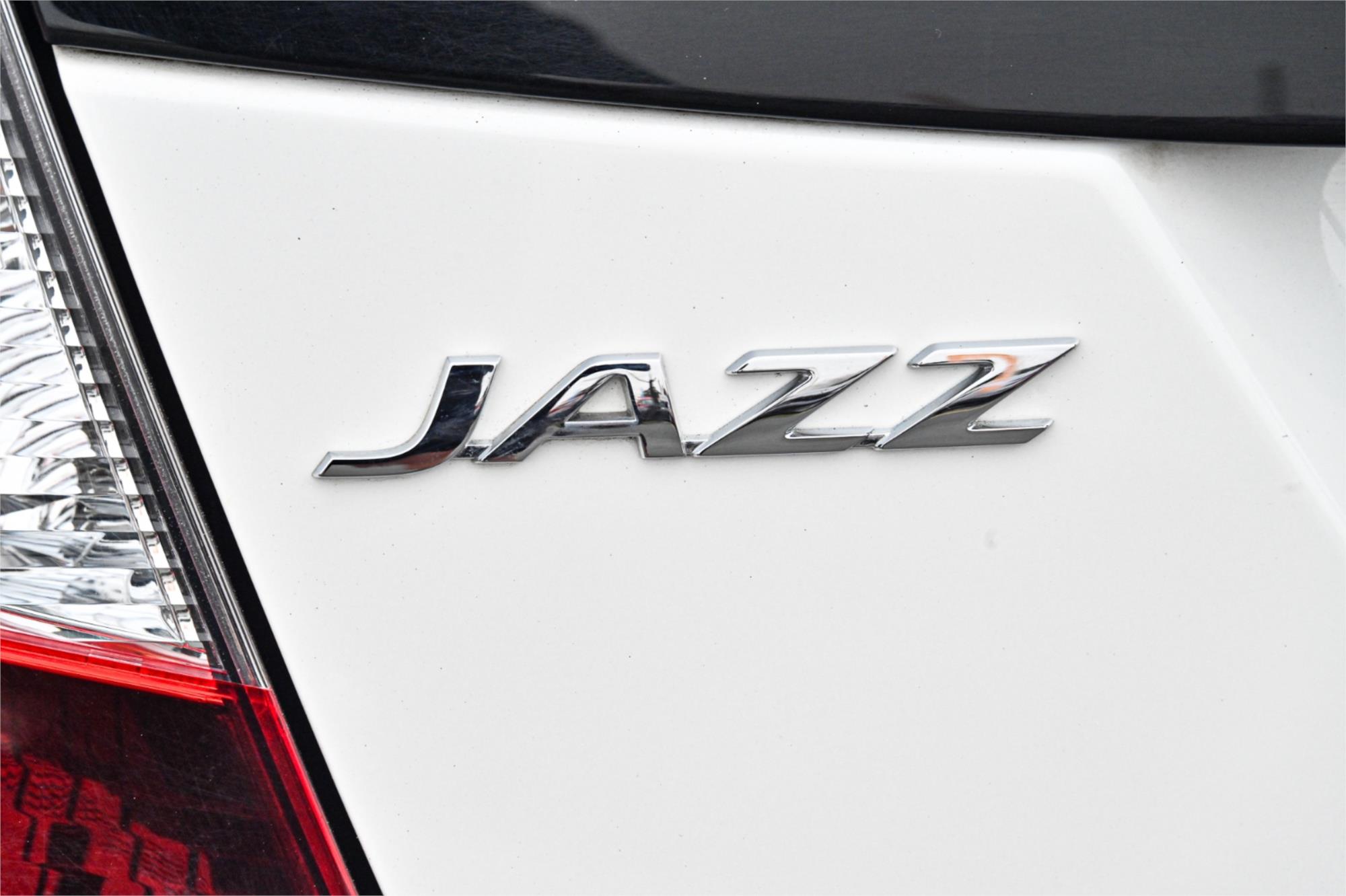 2017 HONDA JAZZ GK MY17 VTi 5 SP MANUAL 5D HATCHBACK