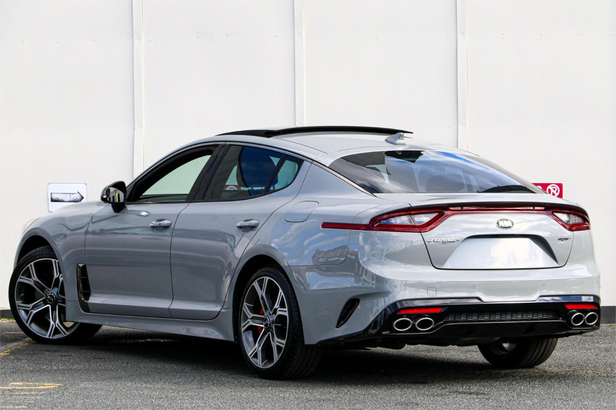 2018 KIA STINGER CK MY19 GT (RED LEATHER) 8 SP AUTOMATIC 4D SEDAN
