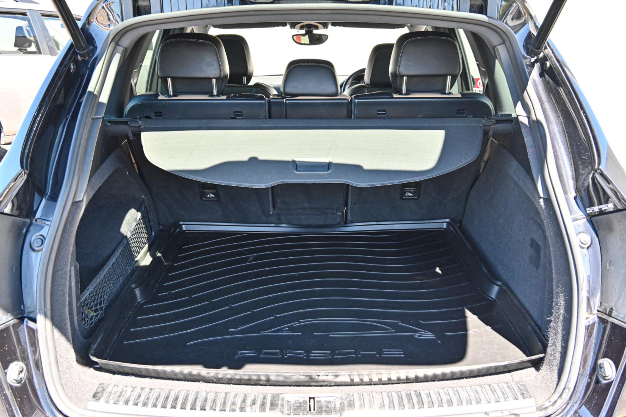 2014 PORSCHE CAYENNE SERIES 2 MY14 DIESEL 8 SP AUTOMATIC TIPTRONIC 4D WAGON