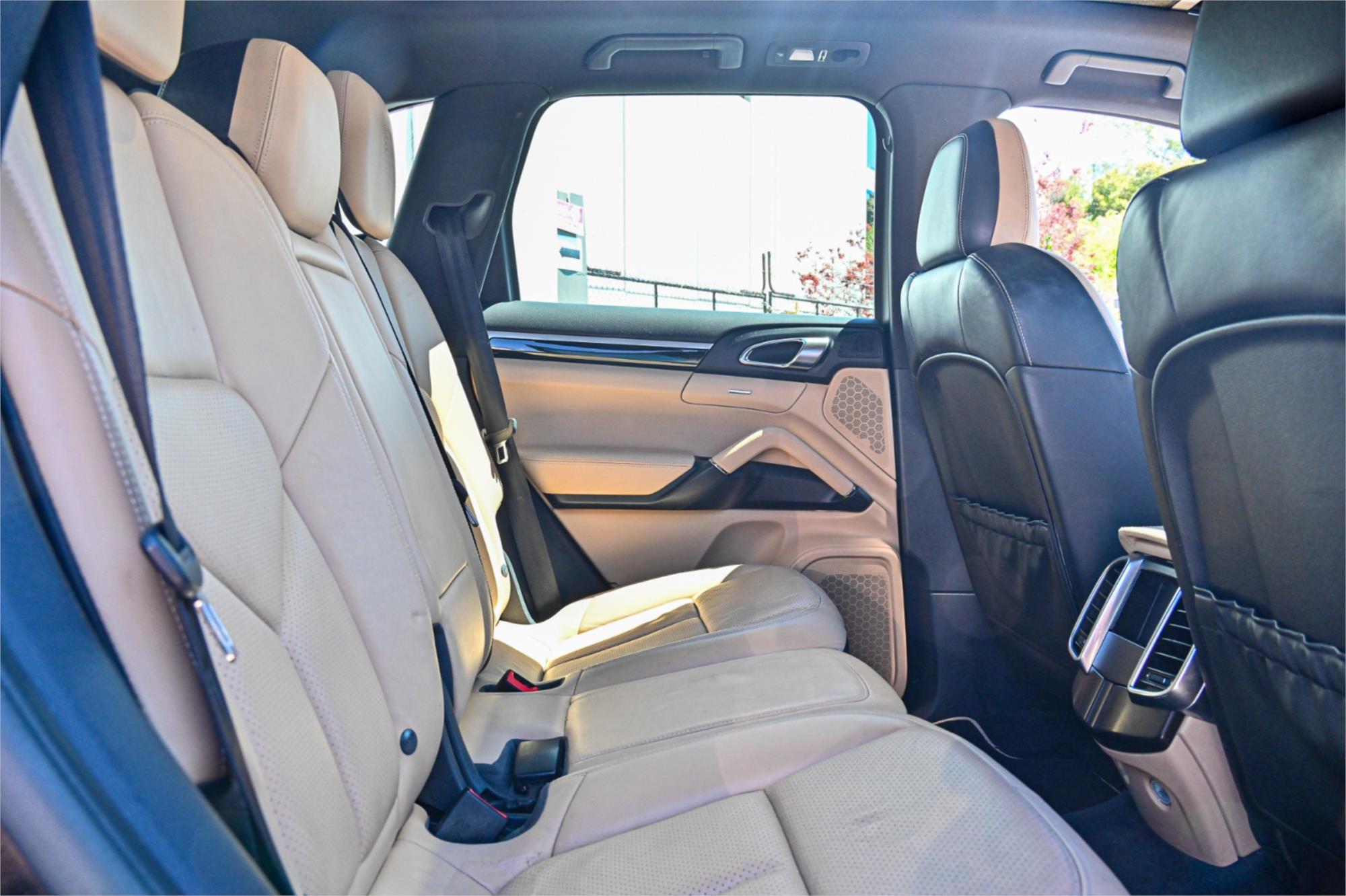 2014 PORSCHE CAYENNE SERIES 2 MY14 DIESEL 8 SP AUTOMATIC TIPTRONIC 4D WAGON