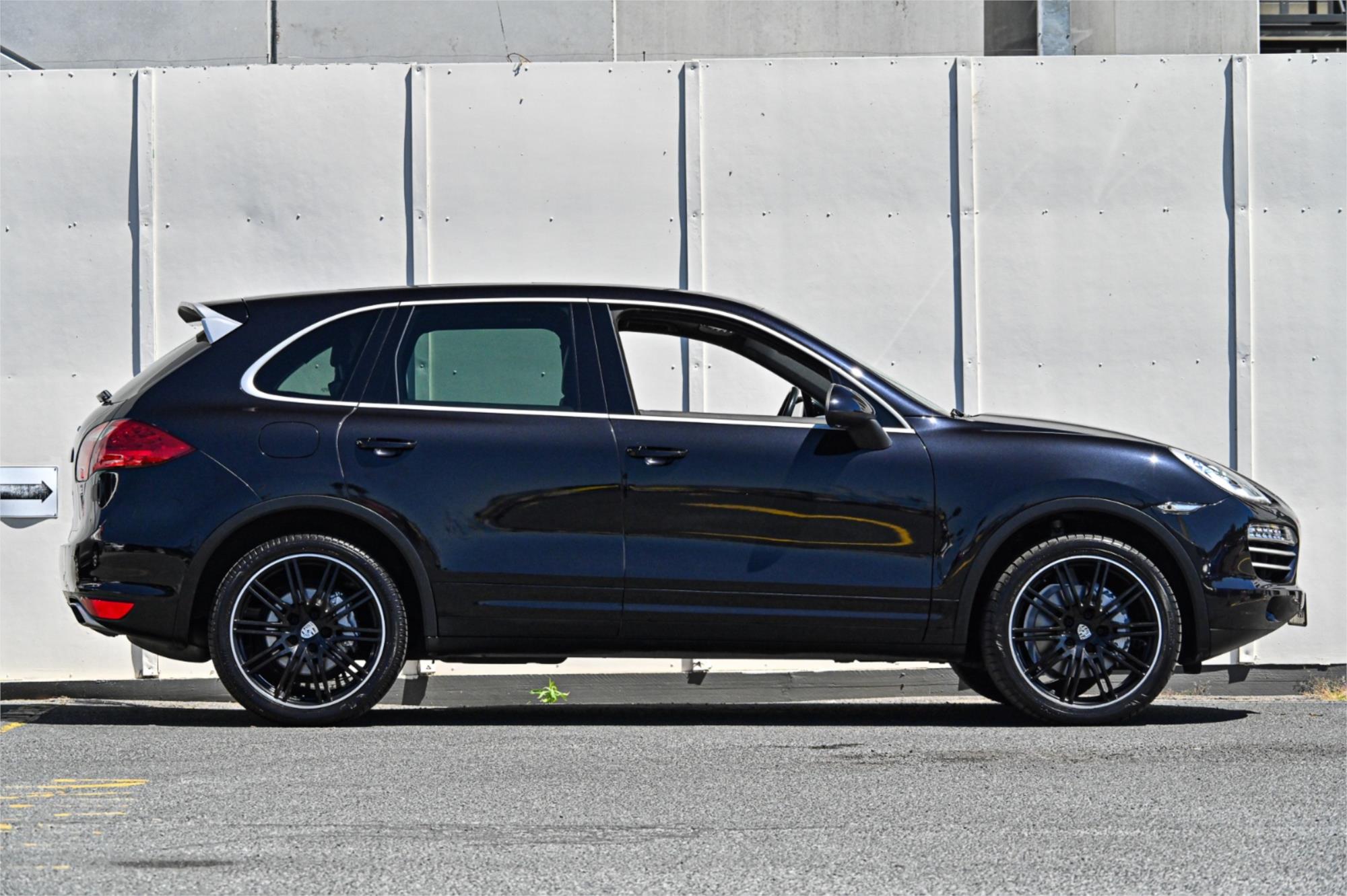 2014 PORSCHE CAYENNE SERIES 2 MY14 DIESEL 8 SP AUTOMATIC TIPTRONIC 4D WAGON