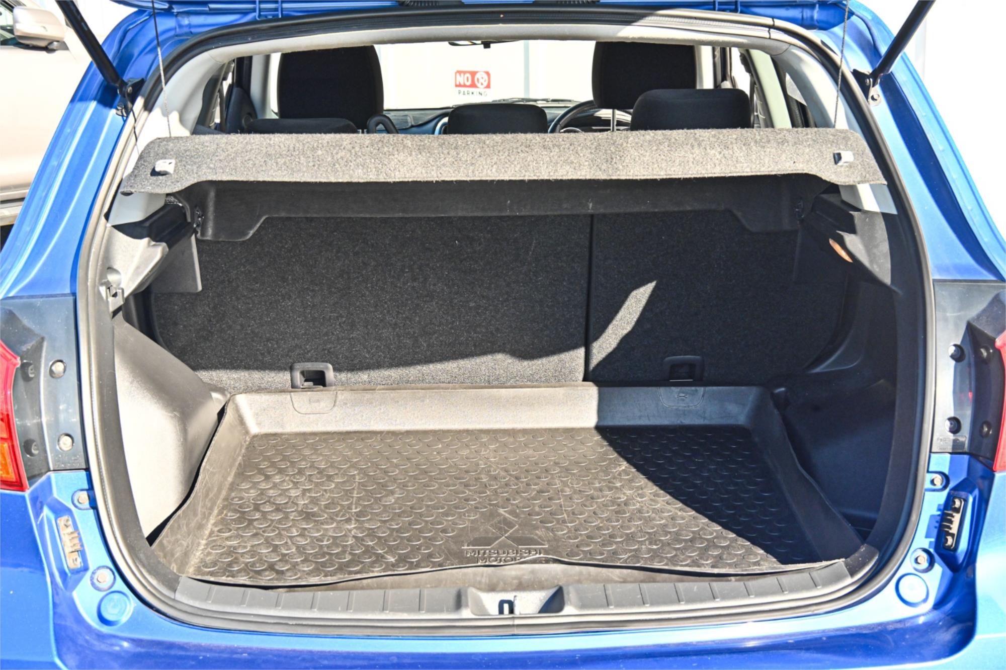 2017 MITSUBISHI ASX XC MY17 LS (2WD) CONTINUOUS VARIABLE 4D WAGON