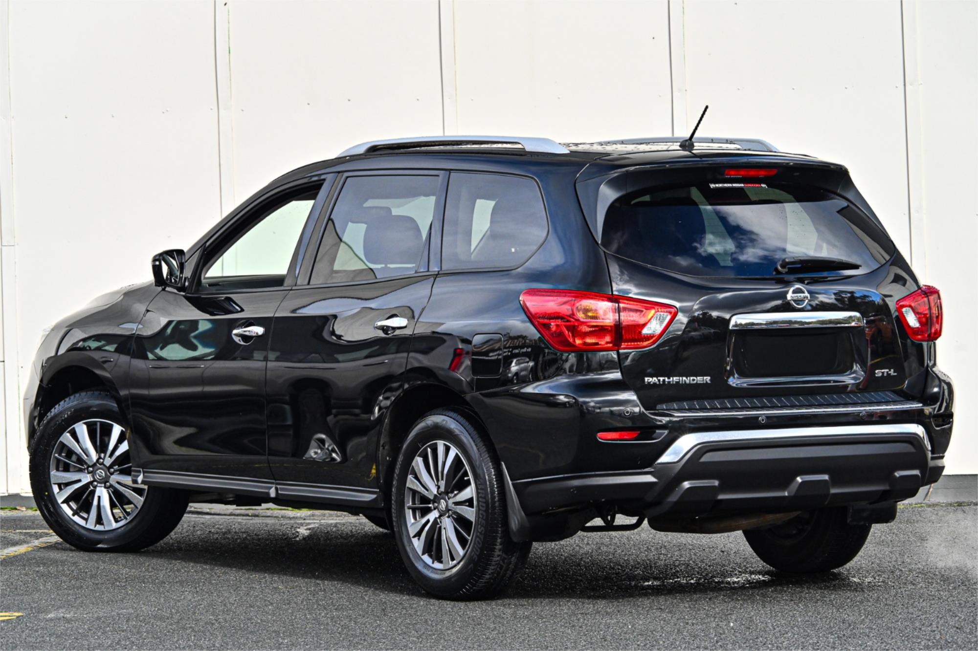 2018 NISSAN PATHFINDER R52 SERIES III ST-L WAGON