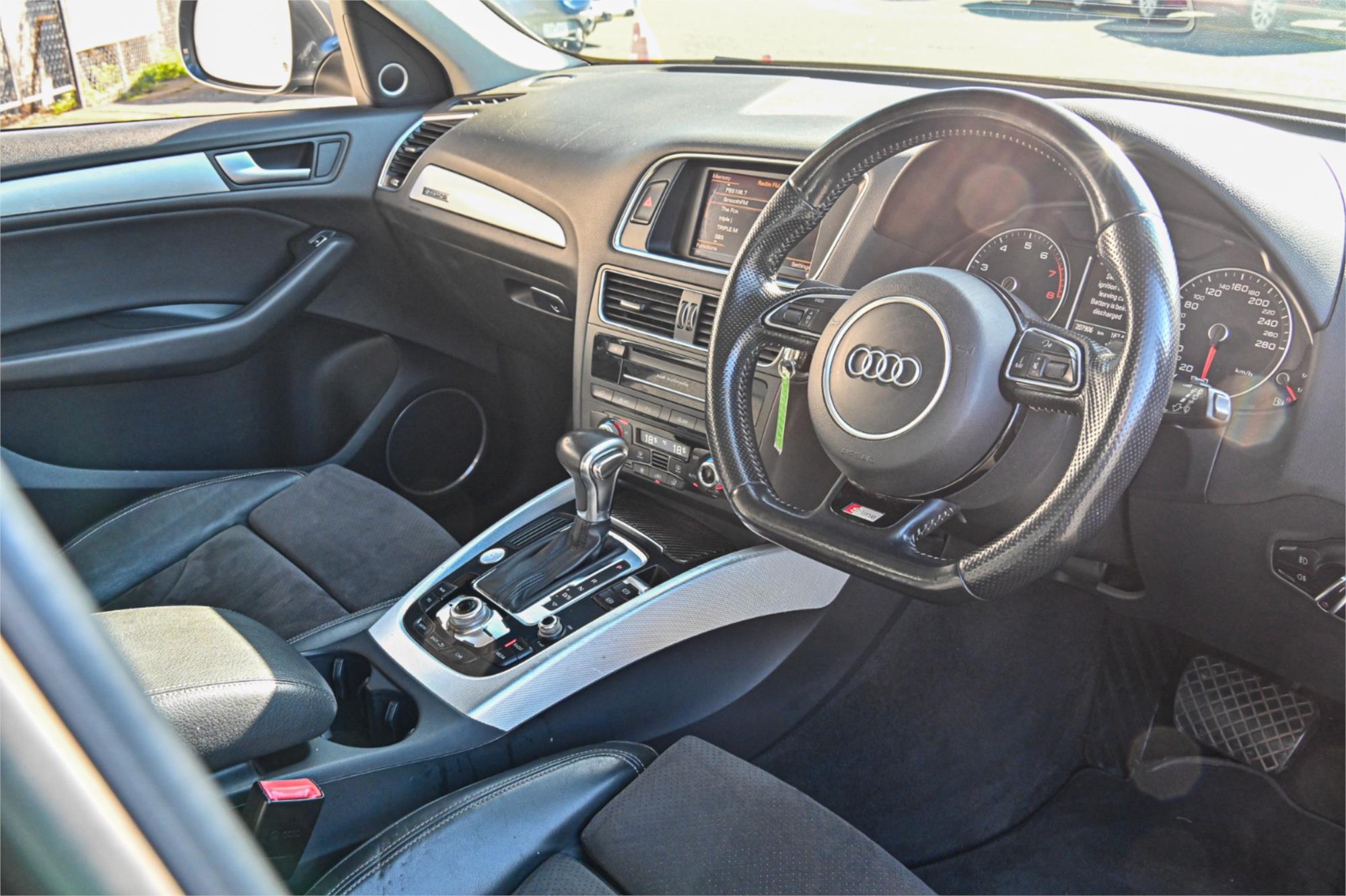 2012 AUDI Q5 8R MY12 2.0 TFSI QUATTRO 7 SP AUTO DUAL CLUTCH 4D WAGON
