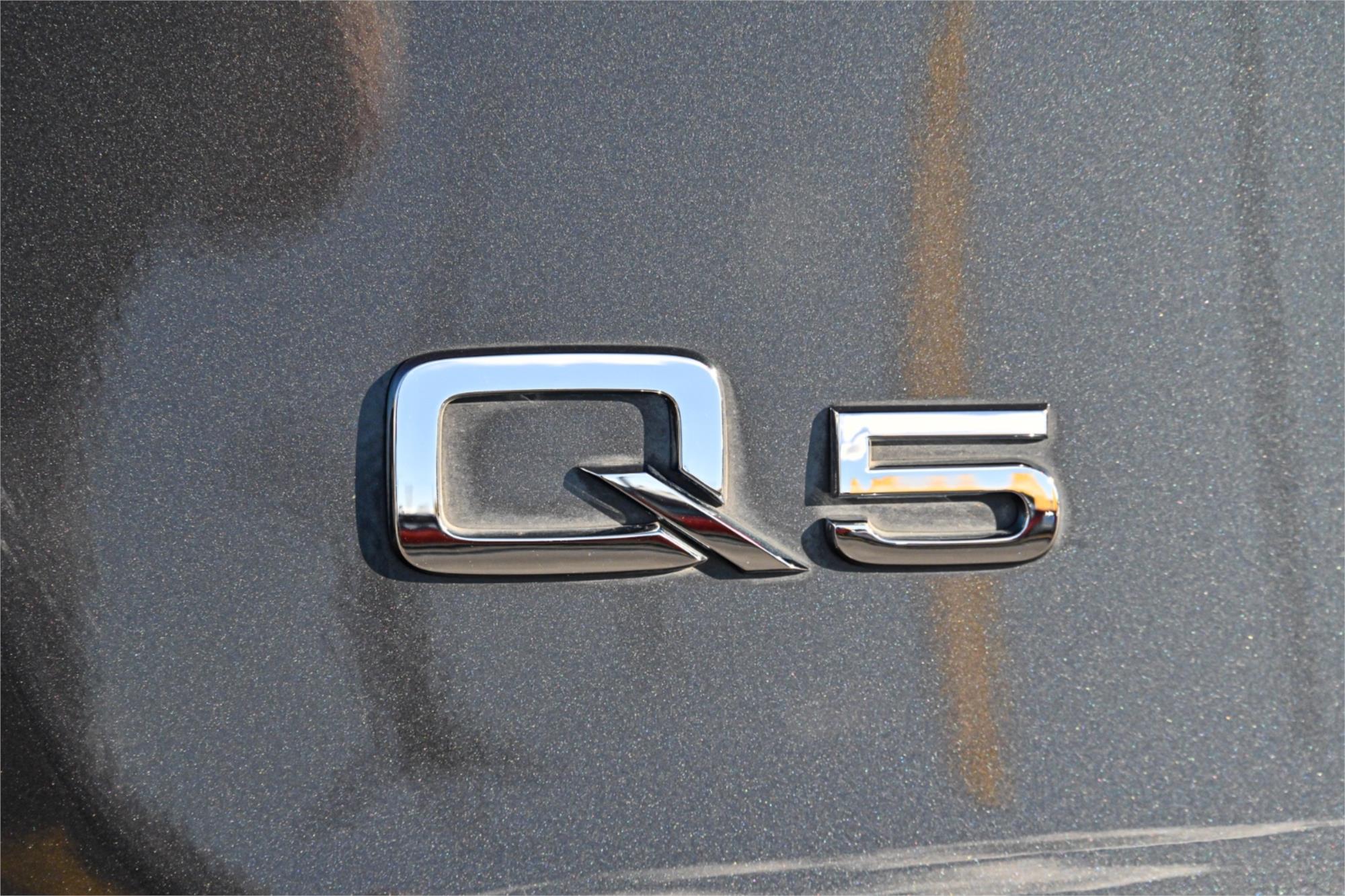 2019 AUDI Q5 FY MY19 45 TFSI QUATTRO SPORT 7 SP AUTO S-TRONIC 4D WAGON