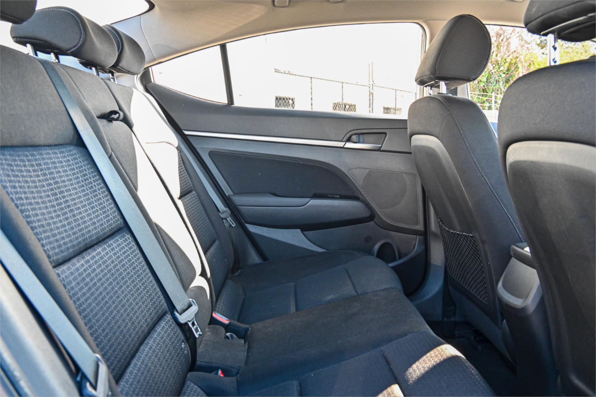 2016 HYUNDAI ELANTRA AD ACTIVE 2.0 MPI 6 SP AUTOMATIC 4D SEDAN