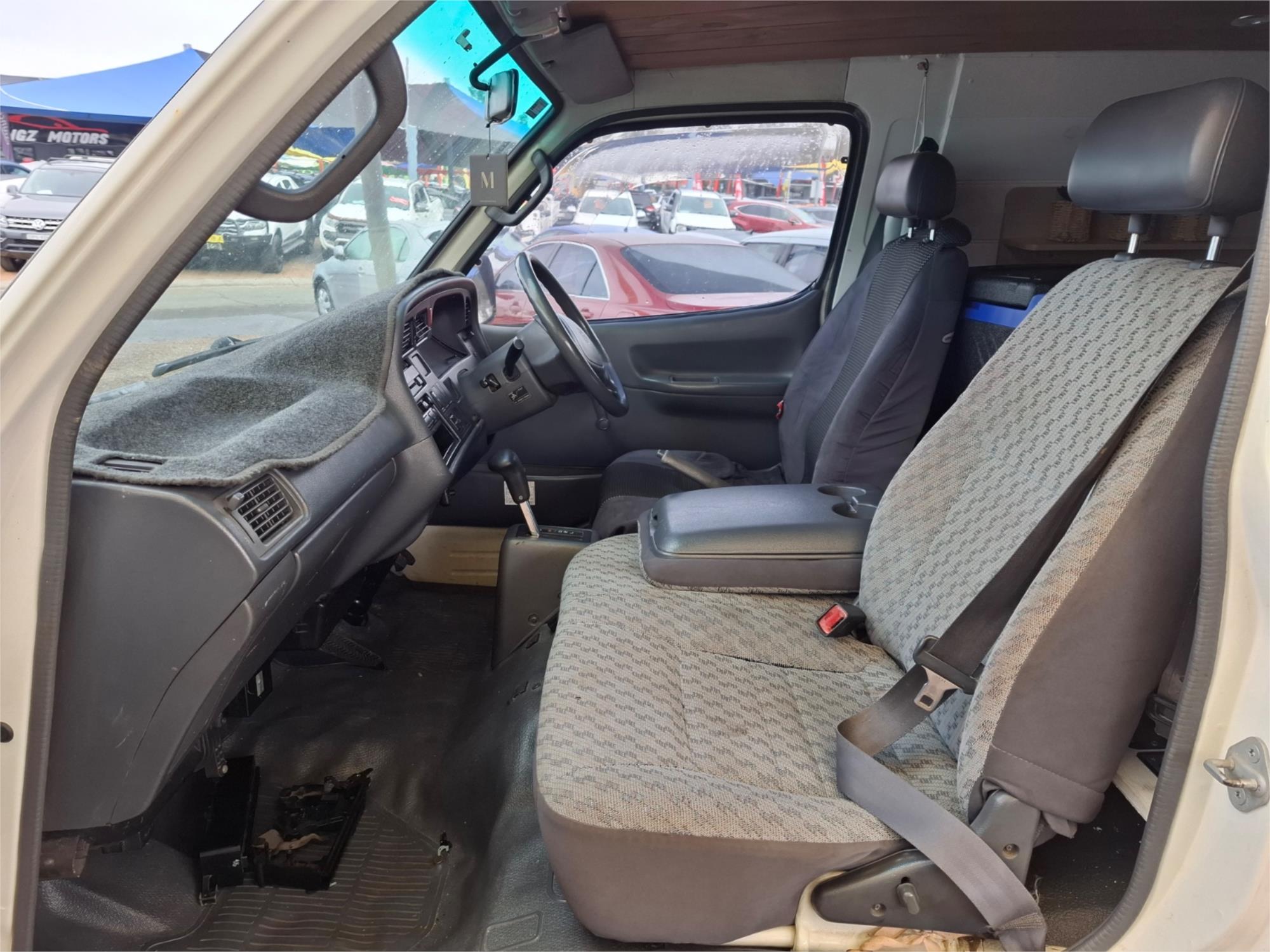2002 TOYOTA HIACE RZH113R 4 SP AUTOMATIC 4D LONG VAN