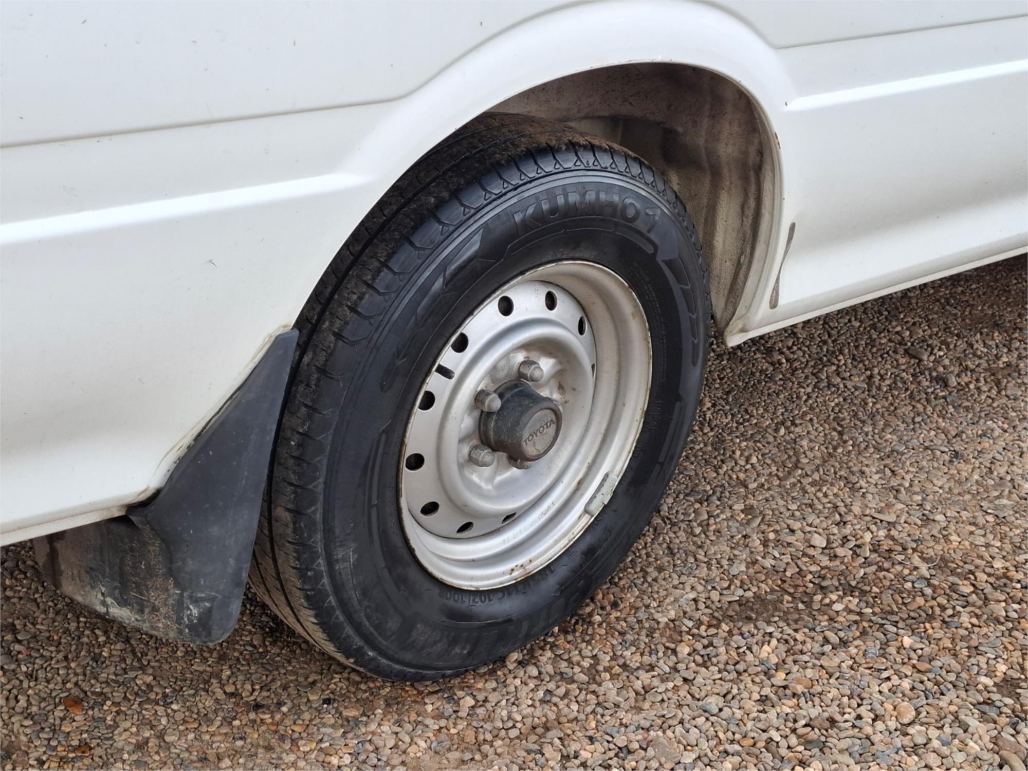 2002 TOYOTA HIACE RZH113R 4 SP AUTOMATIC 4D LONG VAN