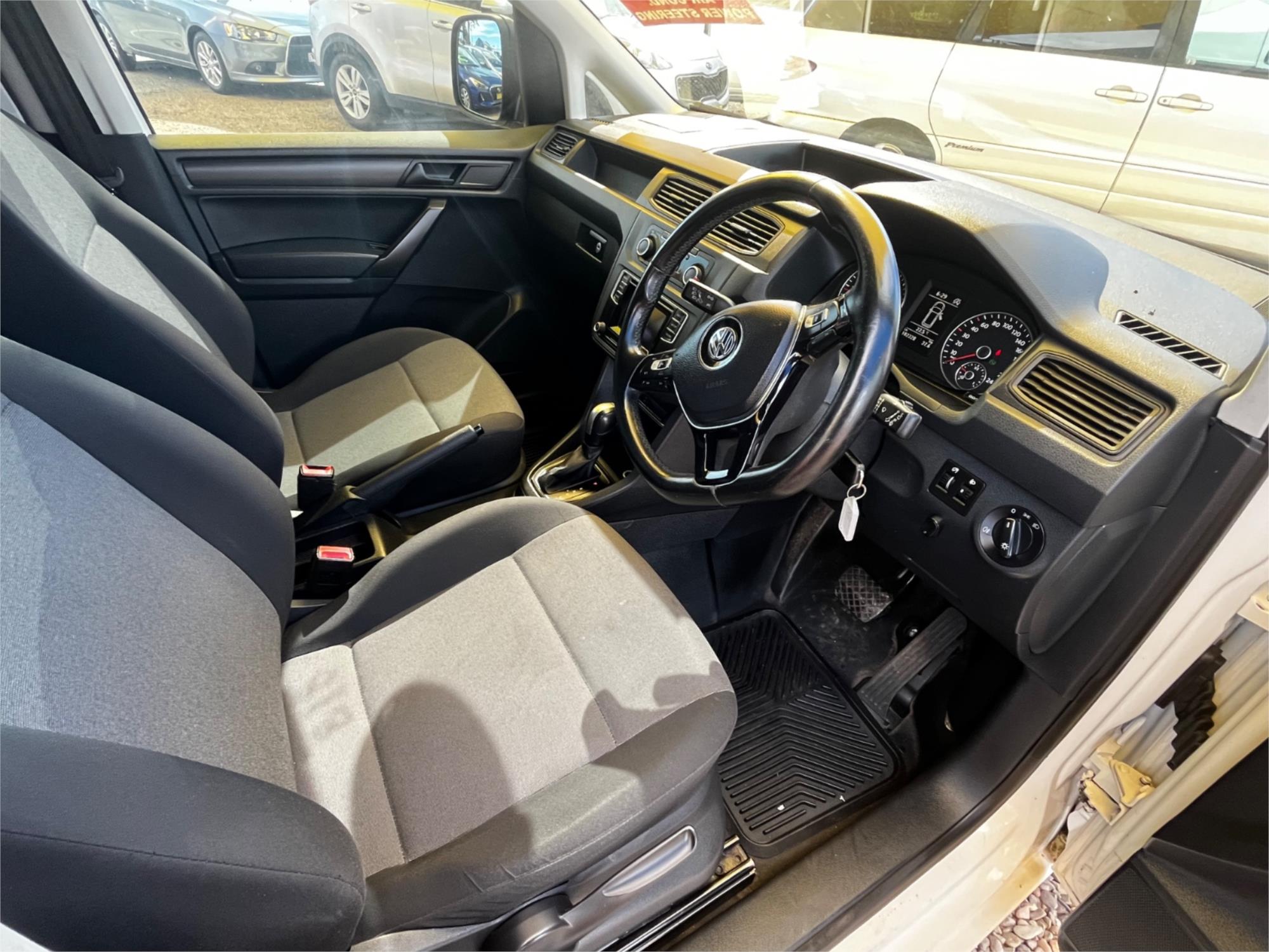 2018 VOLKSWAGEN CADDY 2K MY18 SWB TDI250 6 SP AUTO DIRECT SHIFT 3D VAN