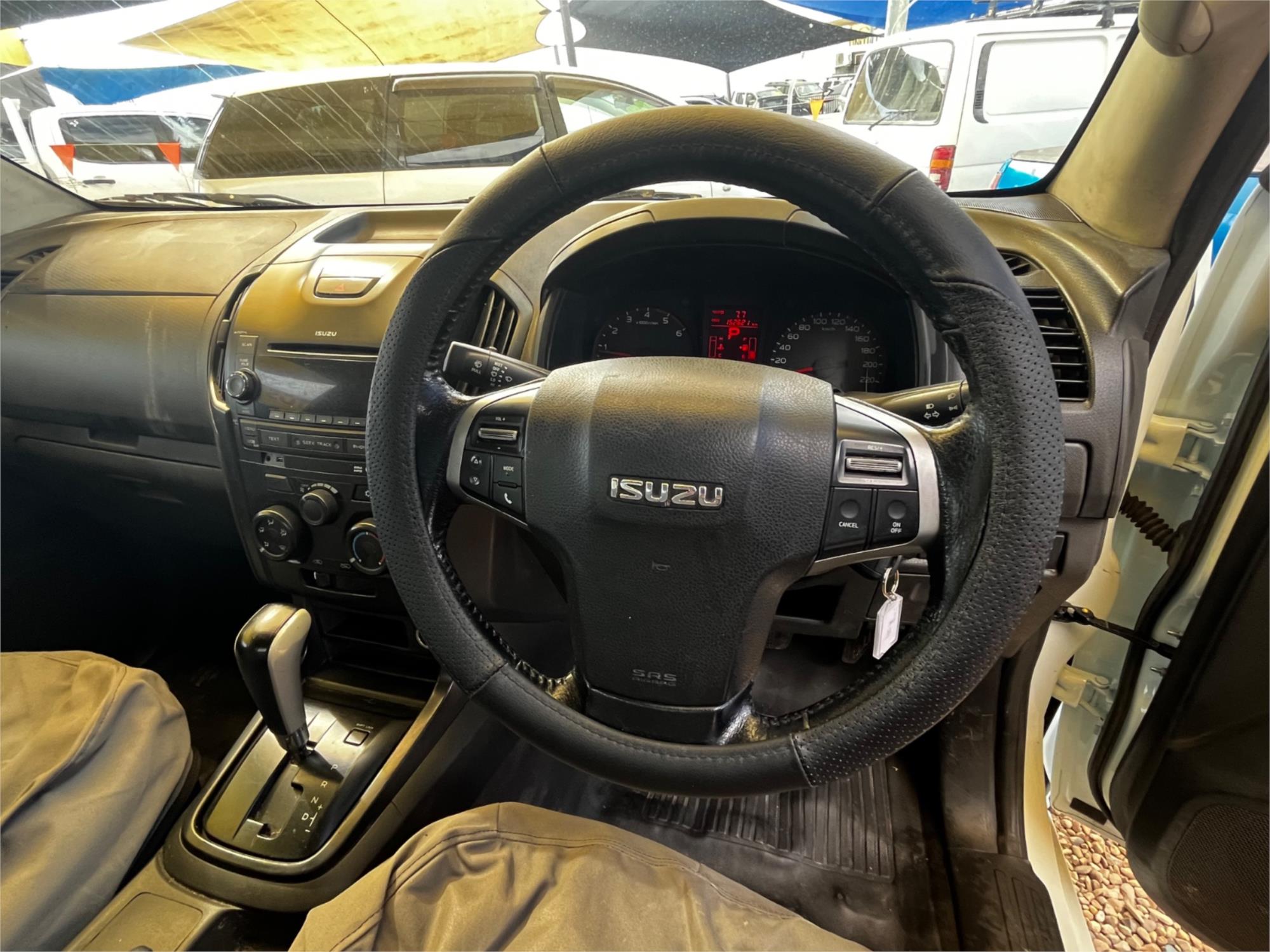 2015 ISUZU D-MAX TF MY15 SX (4x4) 5 SP AUTOMATIC C/CHAS