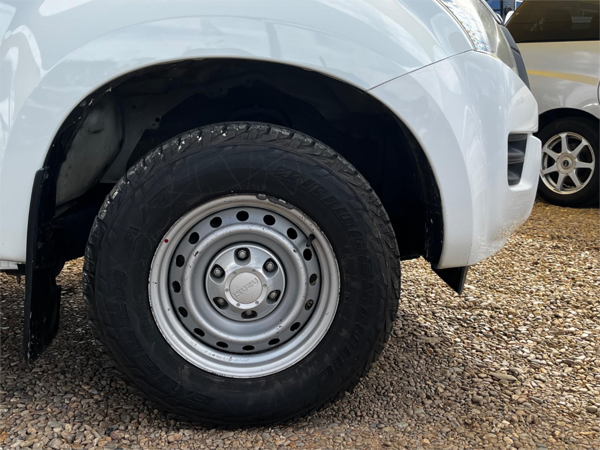 2015 ISUZU D-MAX TF MY15 SX (4x4) 5 SP AUTOMATIC C/CHAS