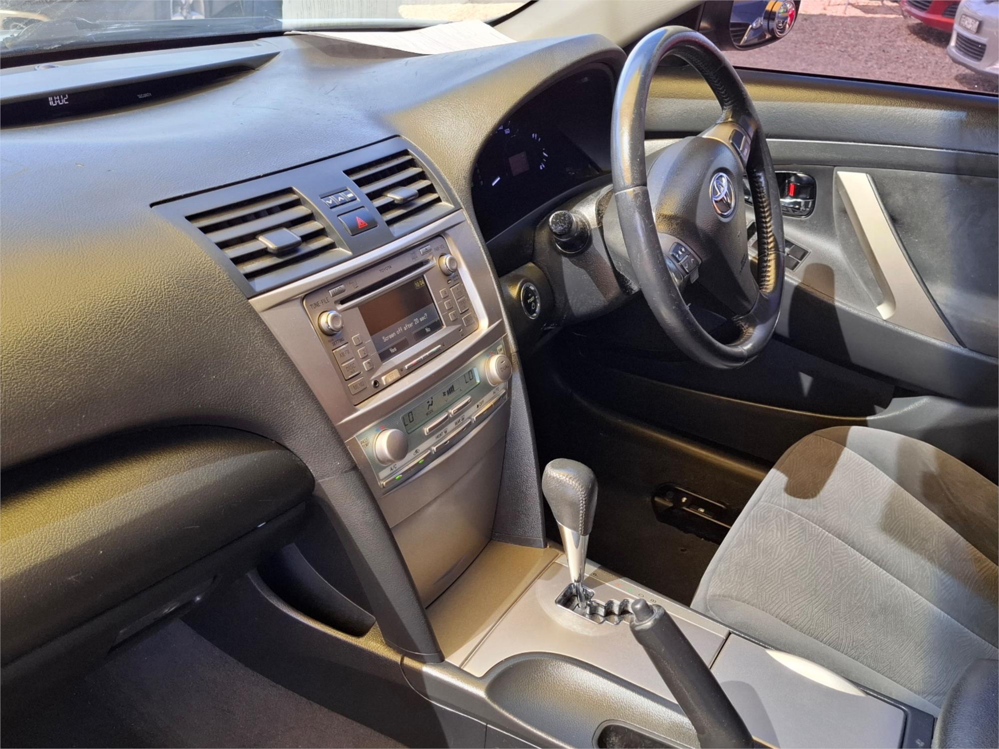2010 TOYOTA CAMRY AHV40R HYBRID CONTINUOUS VARIABLE 4D SEDAN