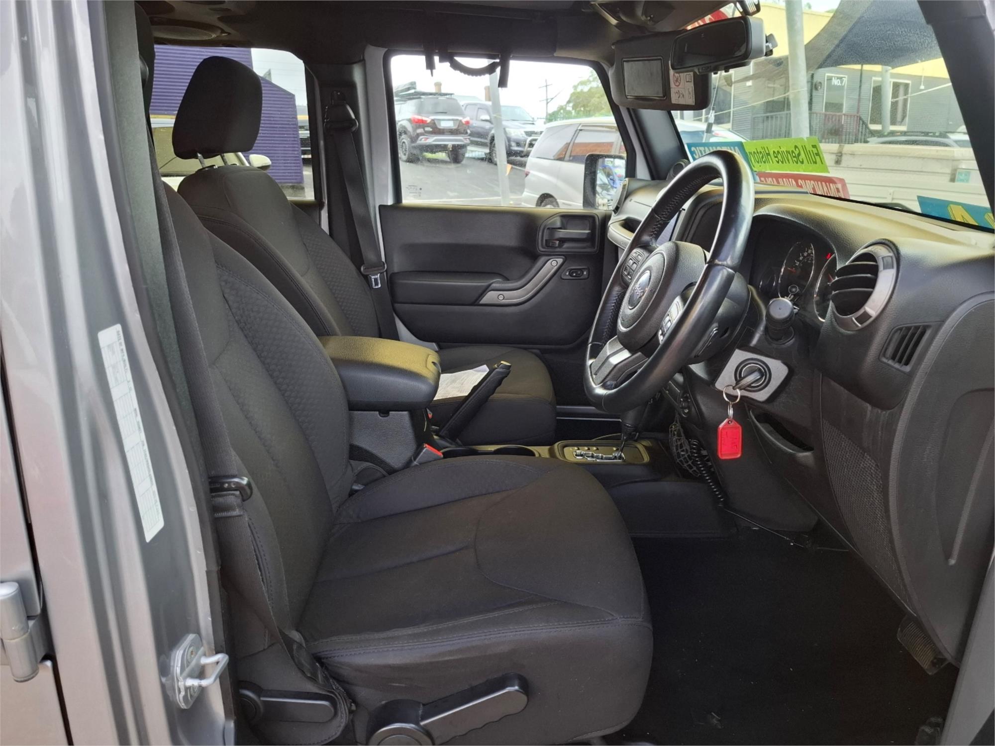 2013 JEEP WRANGLER JK UNLIMITED AUTOMATIC SOFT TOP