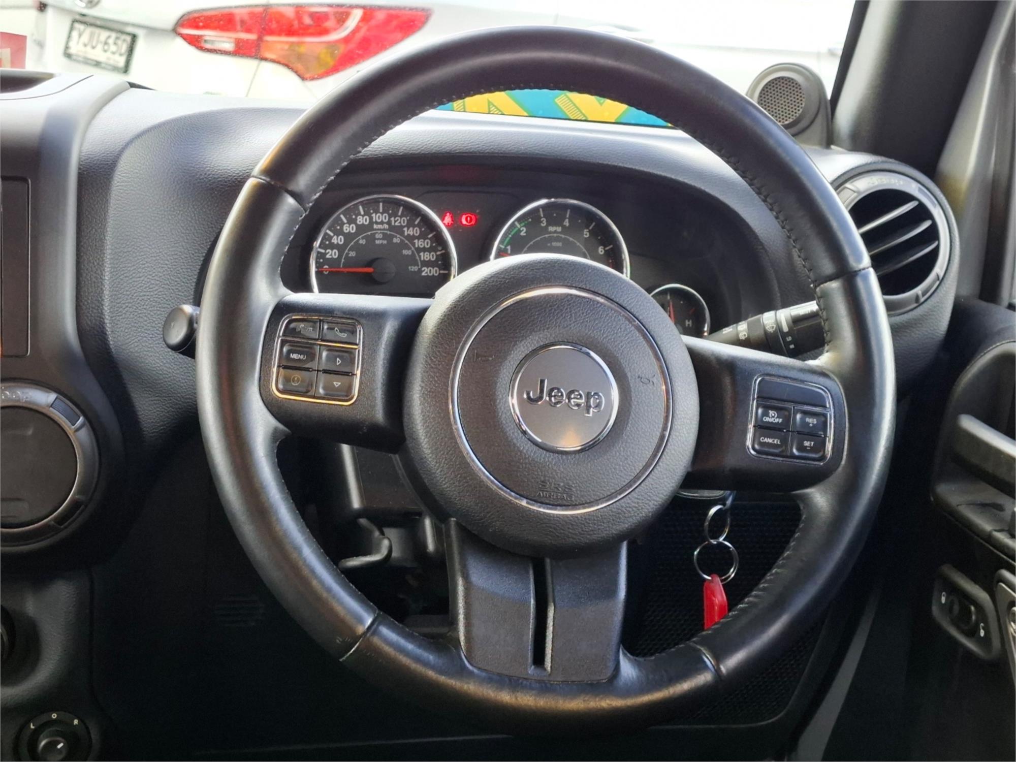 2013 JEEP WRANGLER JK UNLIMITED AUTOMATIC SOFT TOP
