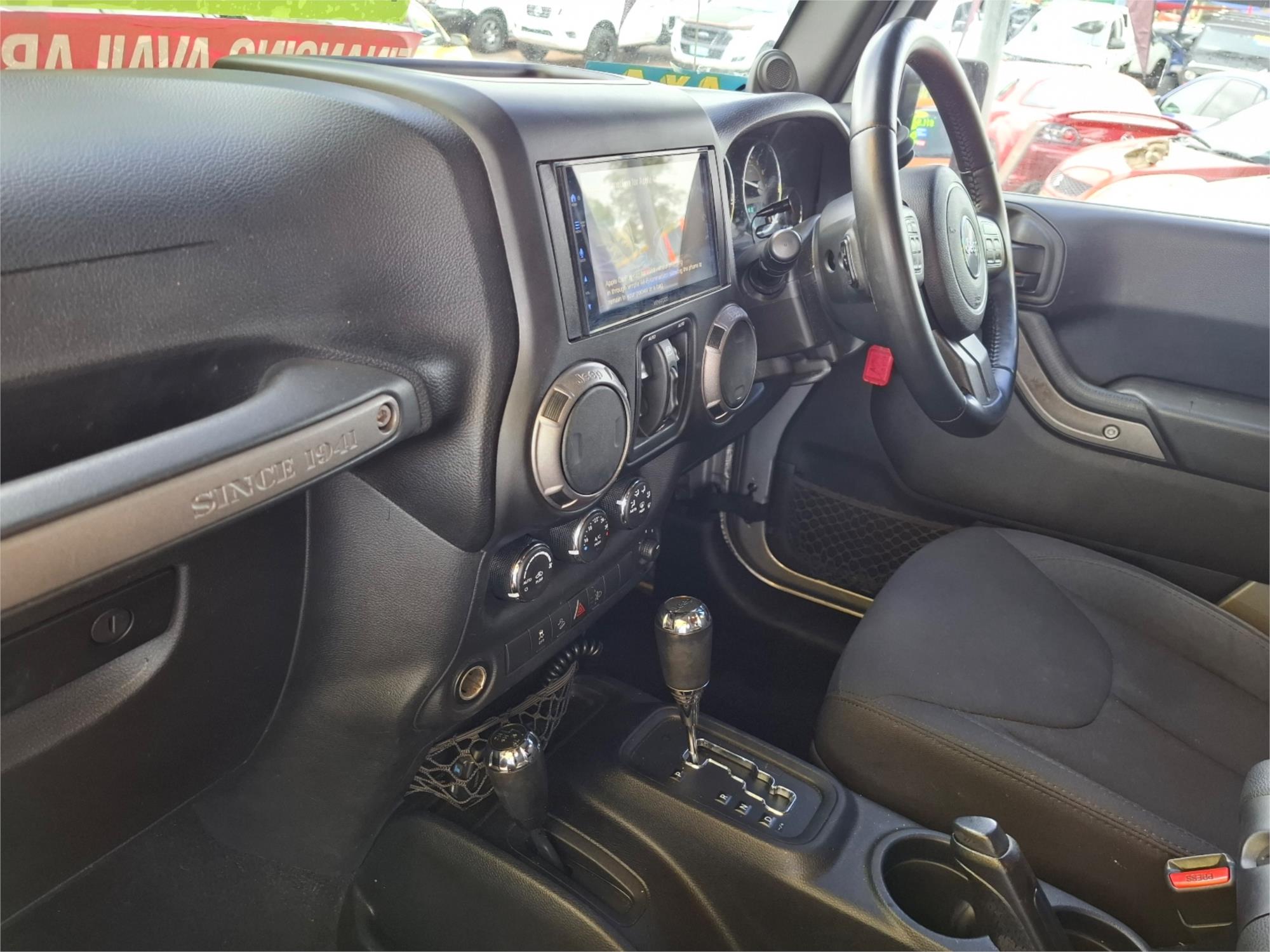 2013 JEEP WRANGLER JK UNLIMITED AUTOMATIC SOFT TOP