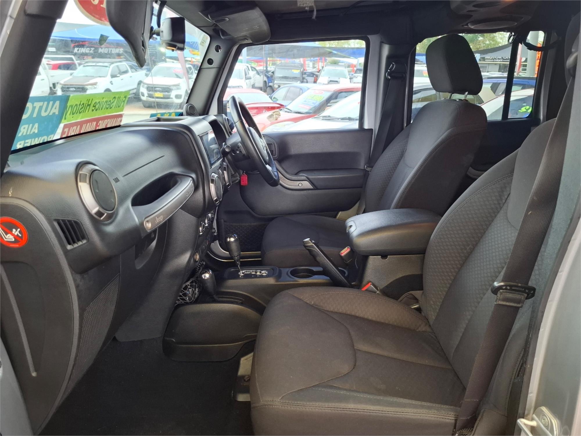 2013 JEEP WRANGLER JK UNLIMITED AUTOMATIC SOFT TOP