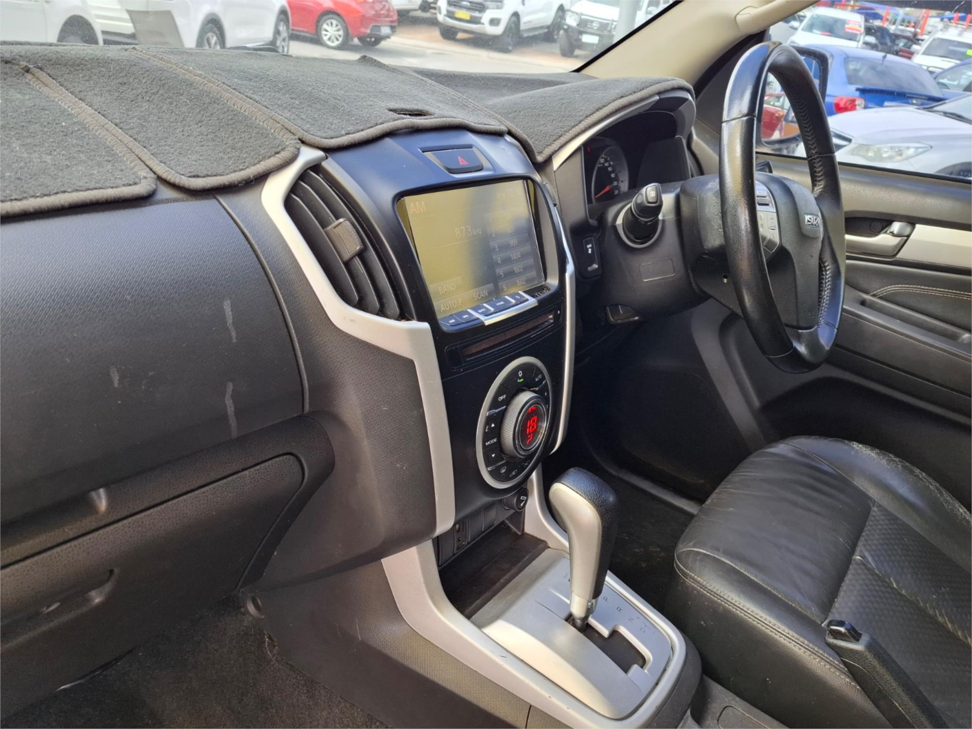 2016 ISUZU MU-X UC MY15 LS-T (4x2) 5 SP AUTOMATIC 4D WAGON
