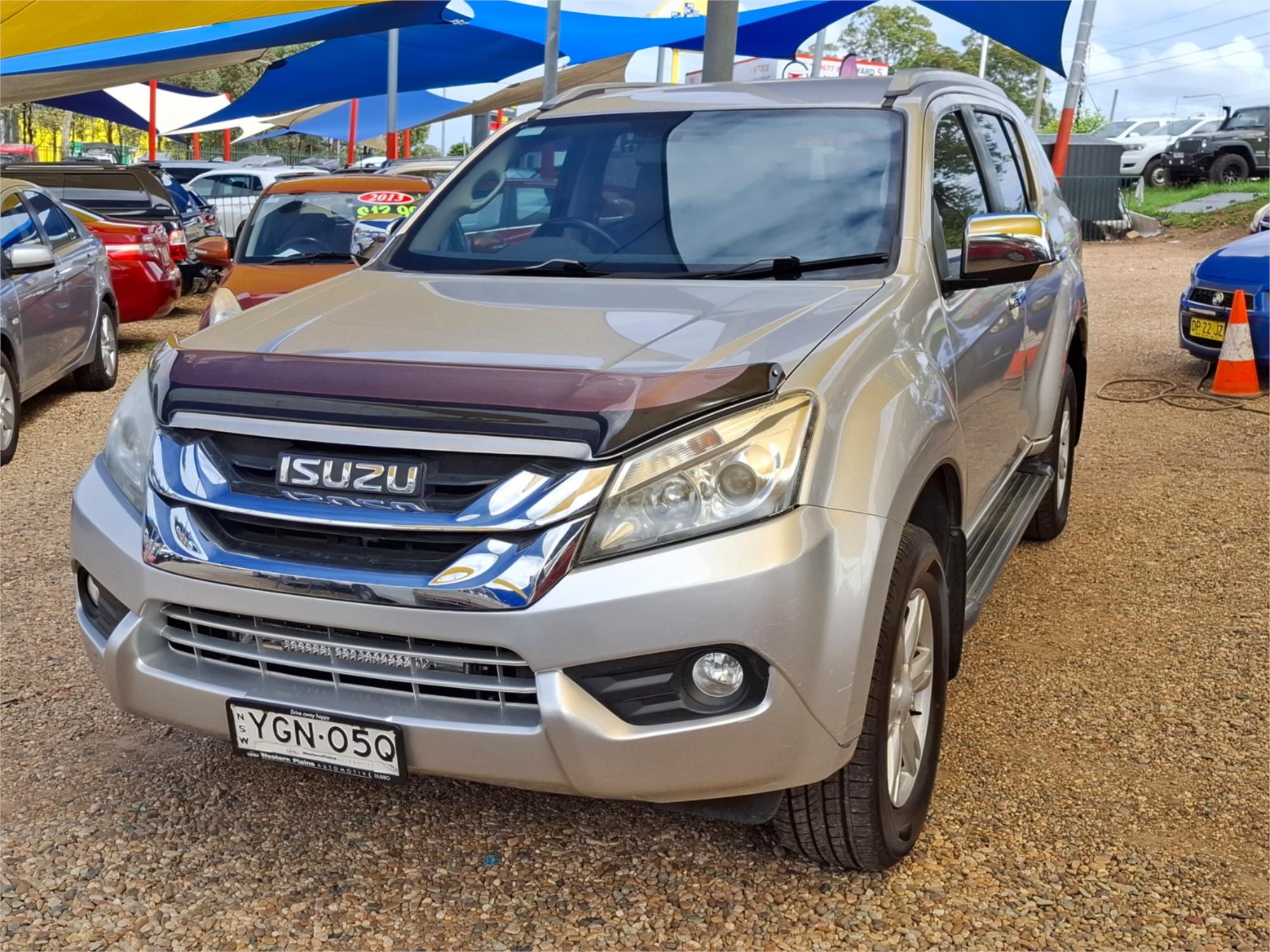 2016 ISUZU MU-X UC MY15 LS-T (4x2) 5 SP AUTOMATIC 4D WAGON