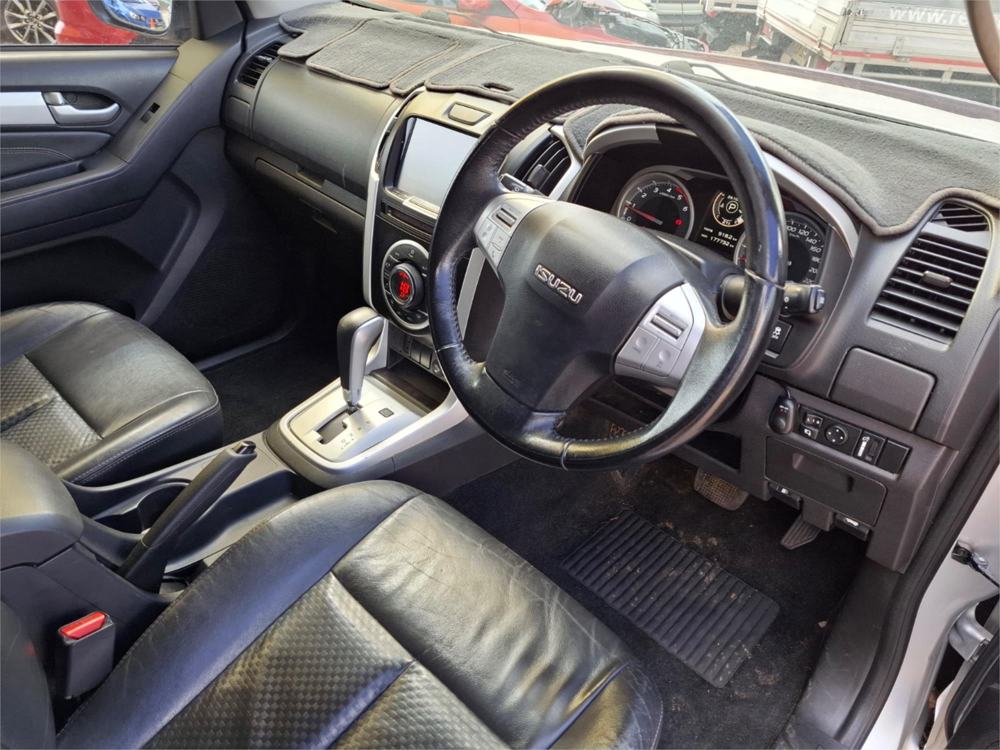 2016 ISUZU MU-X UC MY15 LS-T (4x2) 5 SP AUTOMATIC 4D WAGON