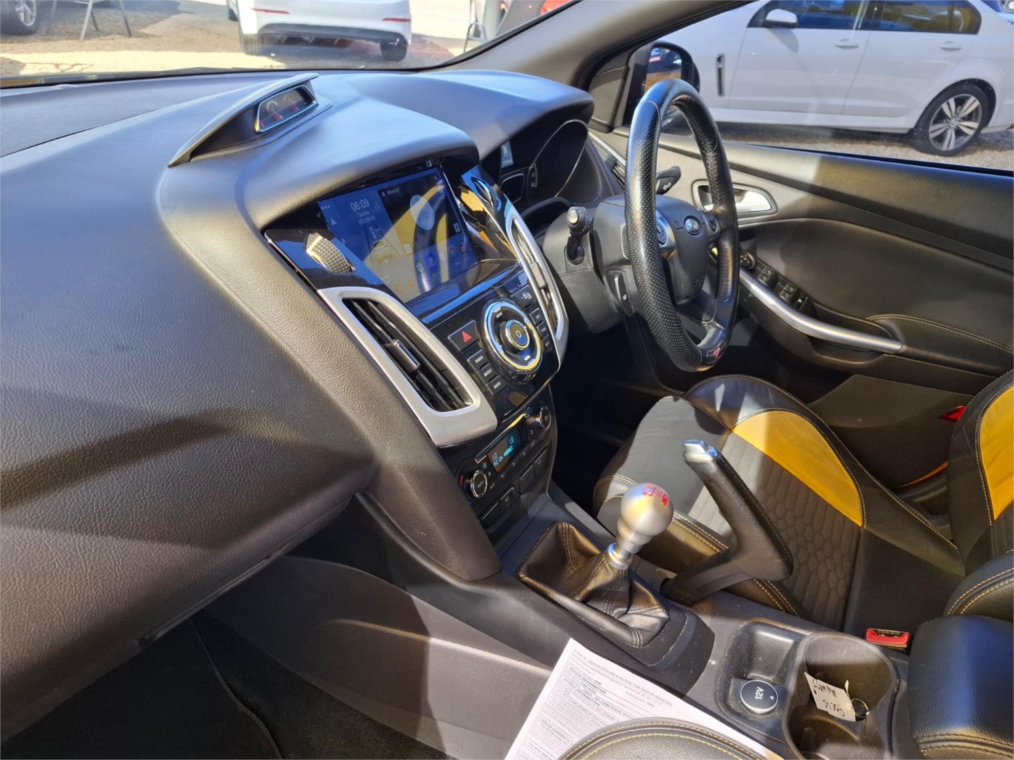 2014 FORD FOCUS LW MK2 ST 6 SP MANUAL 5D HATCHBACK
