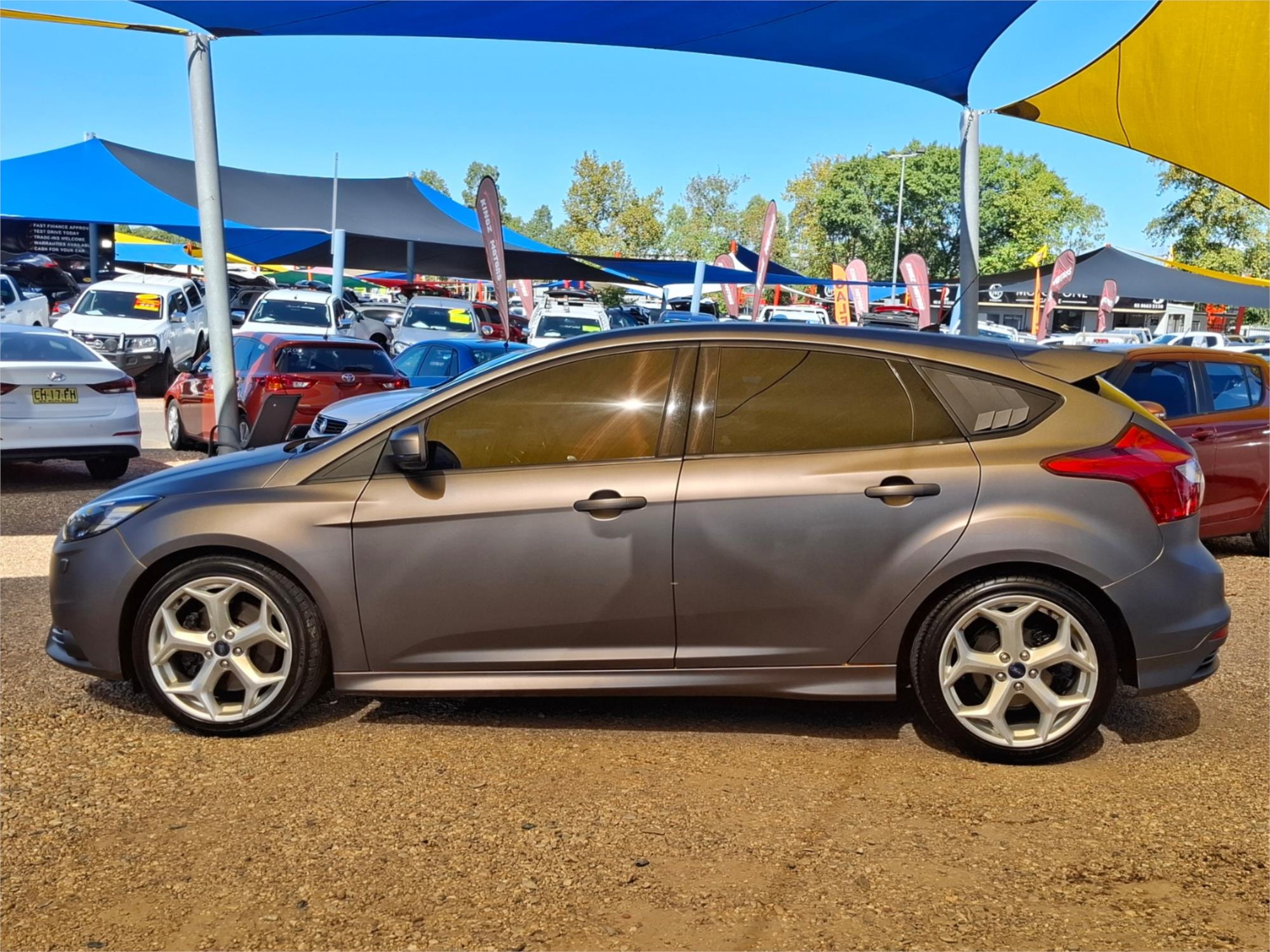 2014 FORD FOCUS LW MK2 ST 6 SP MANUAL 5D HATCHBACK