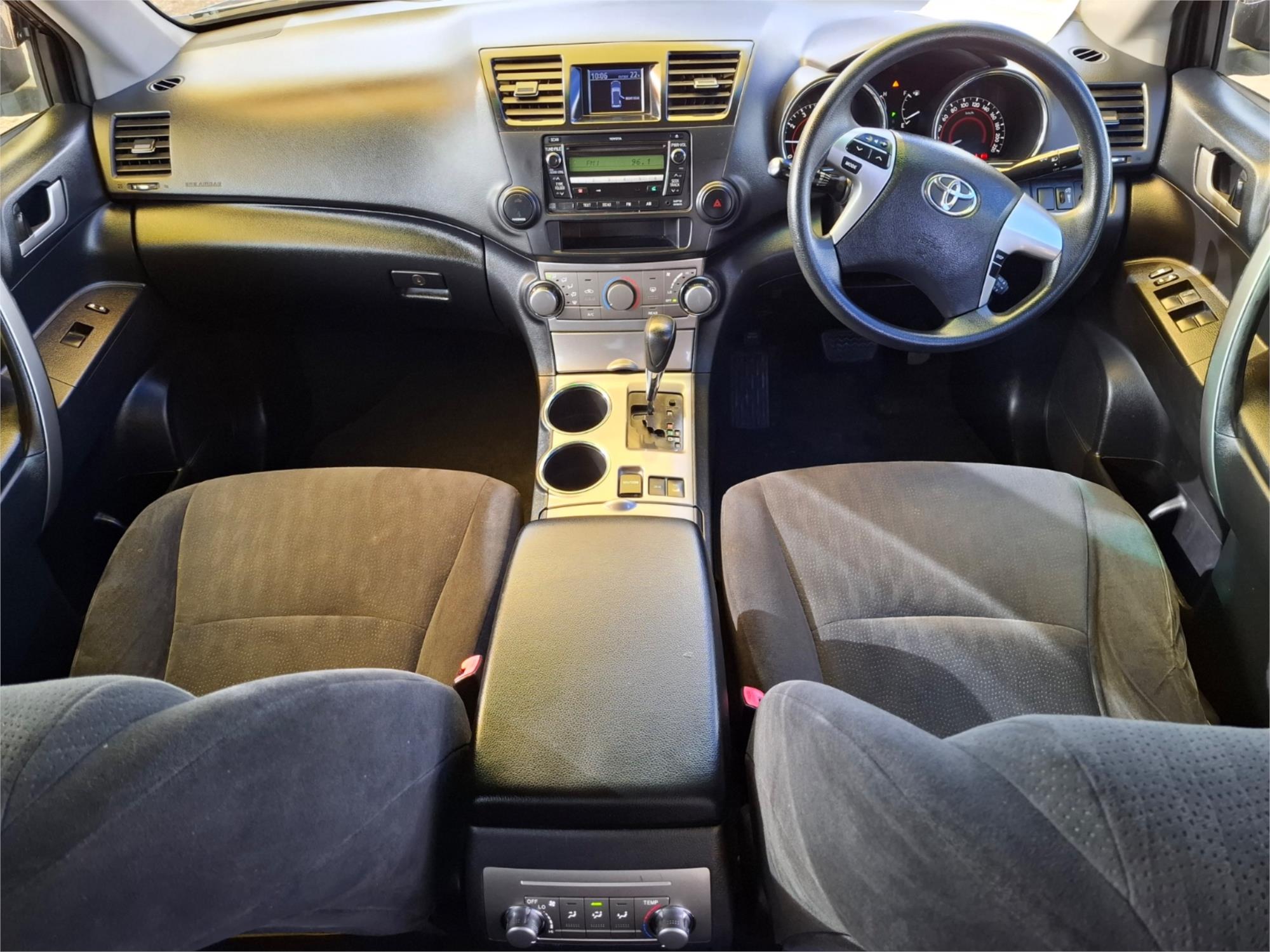 2011 TOYOTA KLUGER GSU45R MY11 UPGRADE KX-R (4x4) 5 SEAT 5 SP AUTOMATIC 4D WAGON
