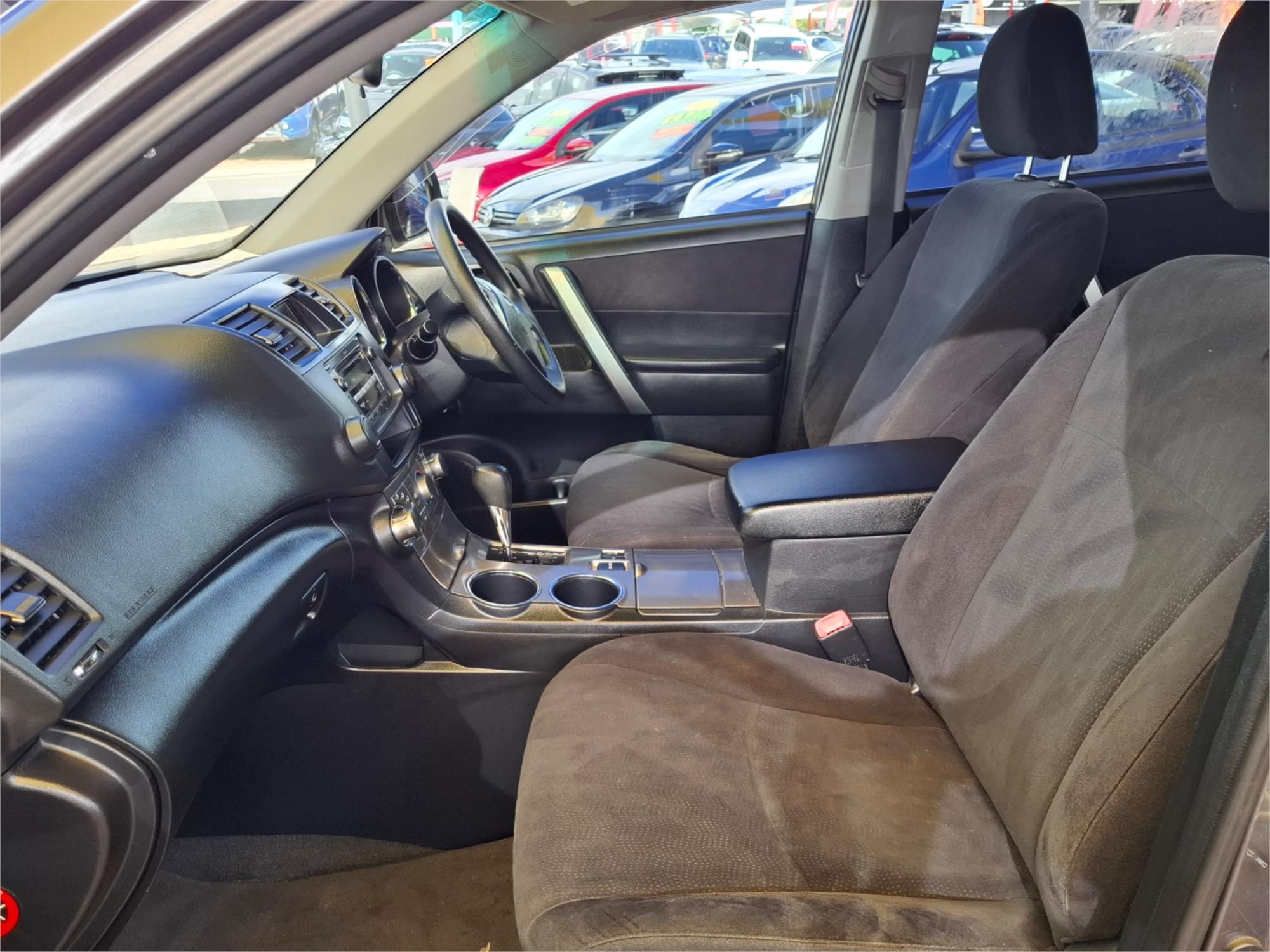 2011 TOYOTA KLUGER GSU45R MY11 UPGRADE KX-R (4x4) 5 SEAT 5 SP AUTOMATIC 4D WAGON