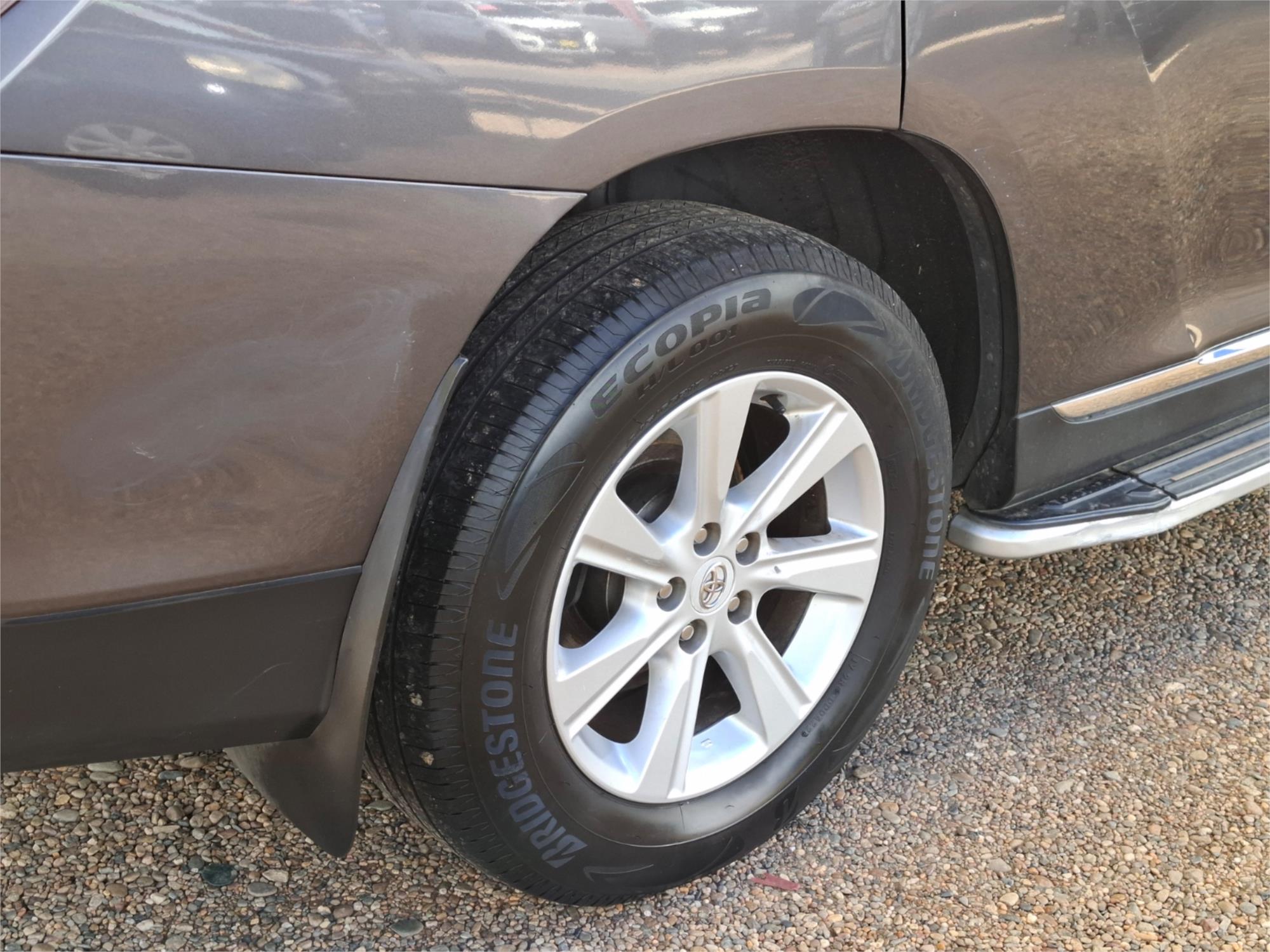 2011 TOYOTA KLUGER GSU45R MY11 UPGRADE KX-R (4x4) 5 SEAT 5 SP AUTOMATIC 4D WAGON