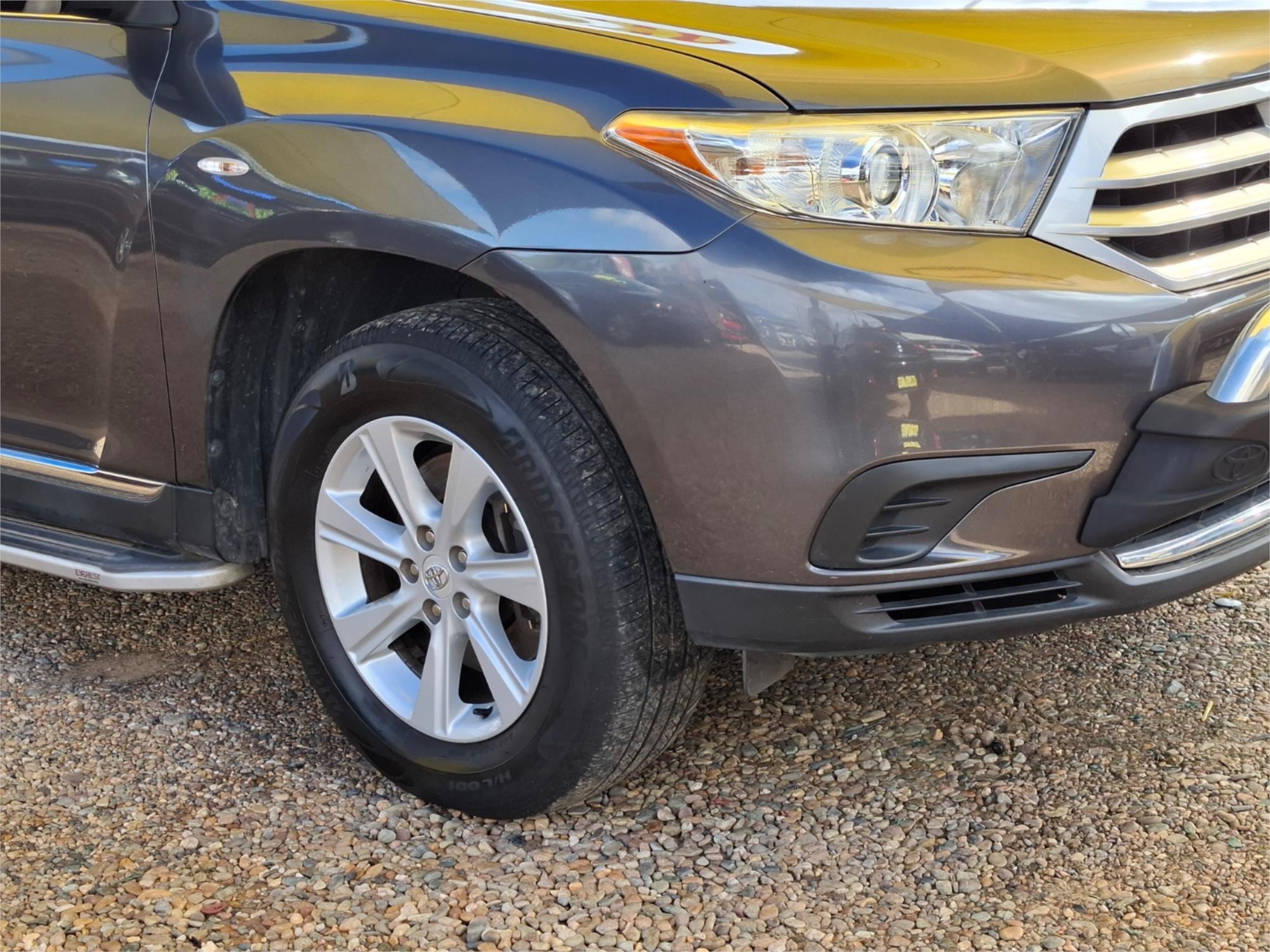 2011 TOYOTA KLUGER GSU45R MY11 UPGRADE KX-R (4x4) 5 SEAT 5 SP AUTOMATIC 4D WAGON