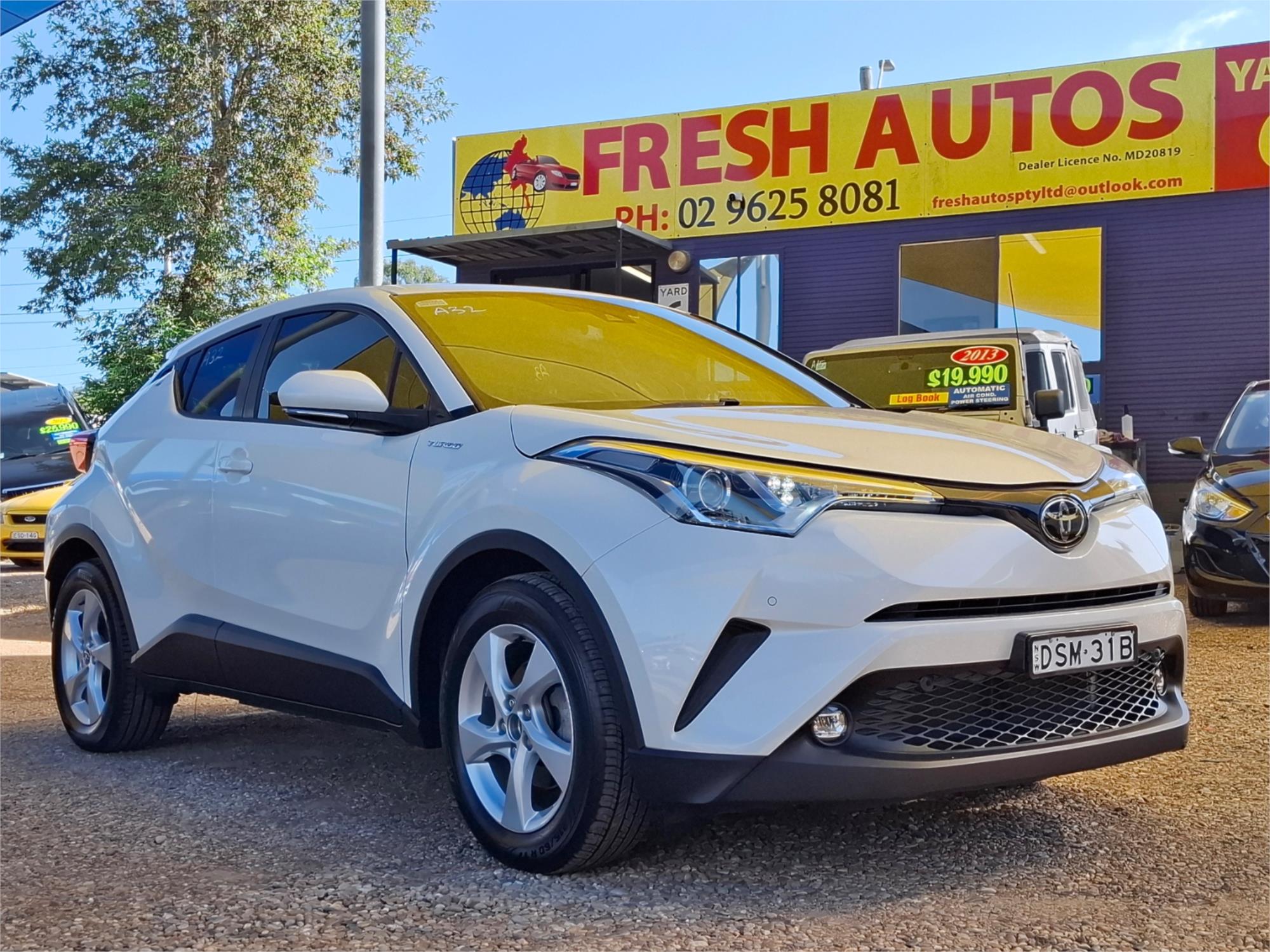 2017 TOYOTA C-HR NGX50R KOBA (AWD) CONTINUOUS VARIABLE 4D WAGON
