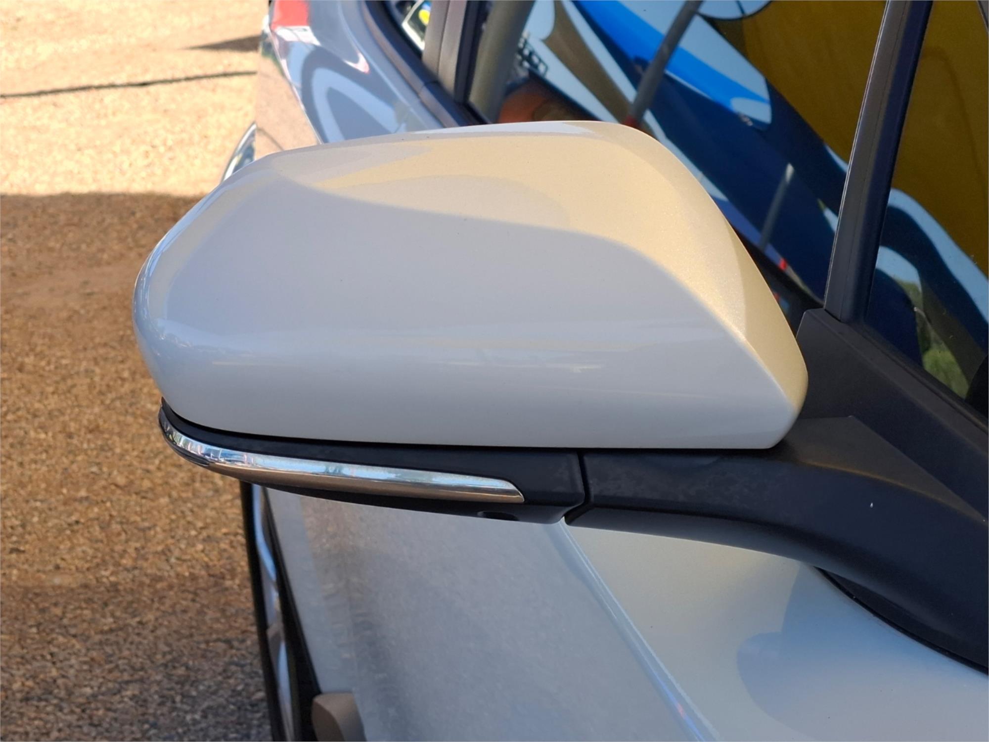 2017 TOYOTA C-HR NGX50R KOBA (AWD) CONTINUOUS VARIABLE 4D WAGON