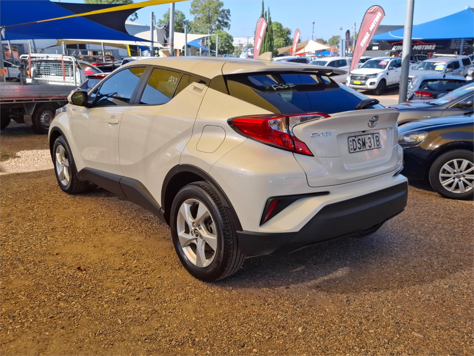 2017 TOYOTA C-HR NGX50R KOBA (AWD) CONTINUOUS VARIABLE 4D WAGON