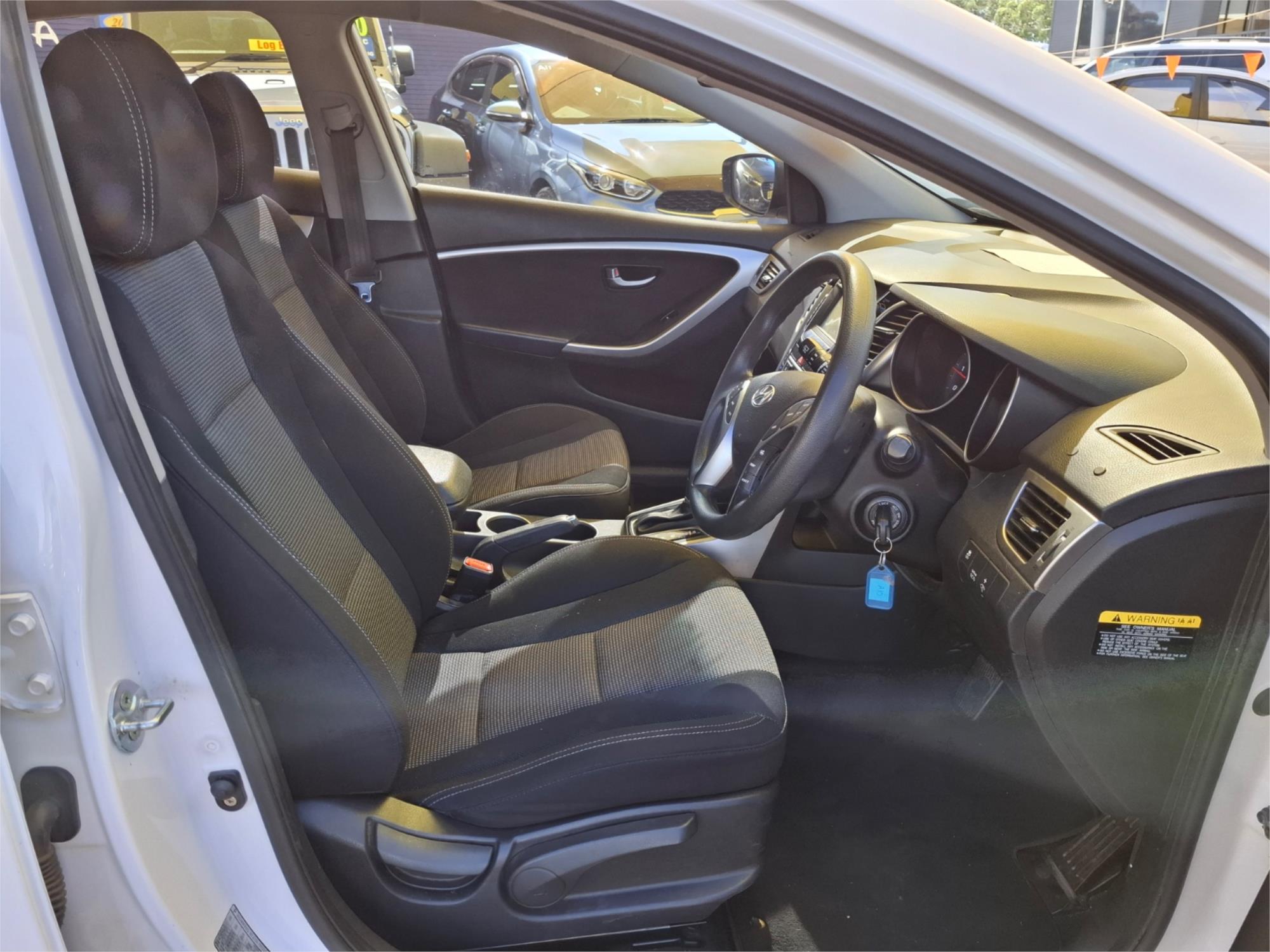 2014 HYUNDAI i30 GD SE 6 SP AUTOMATIC 3D HATCHBACK