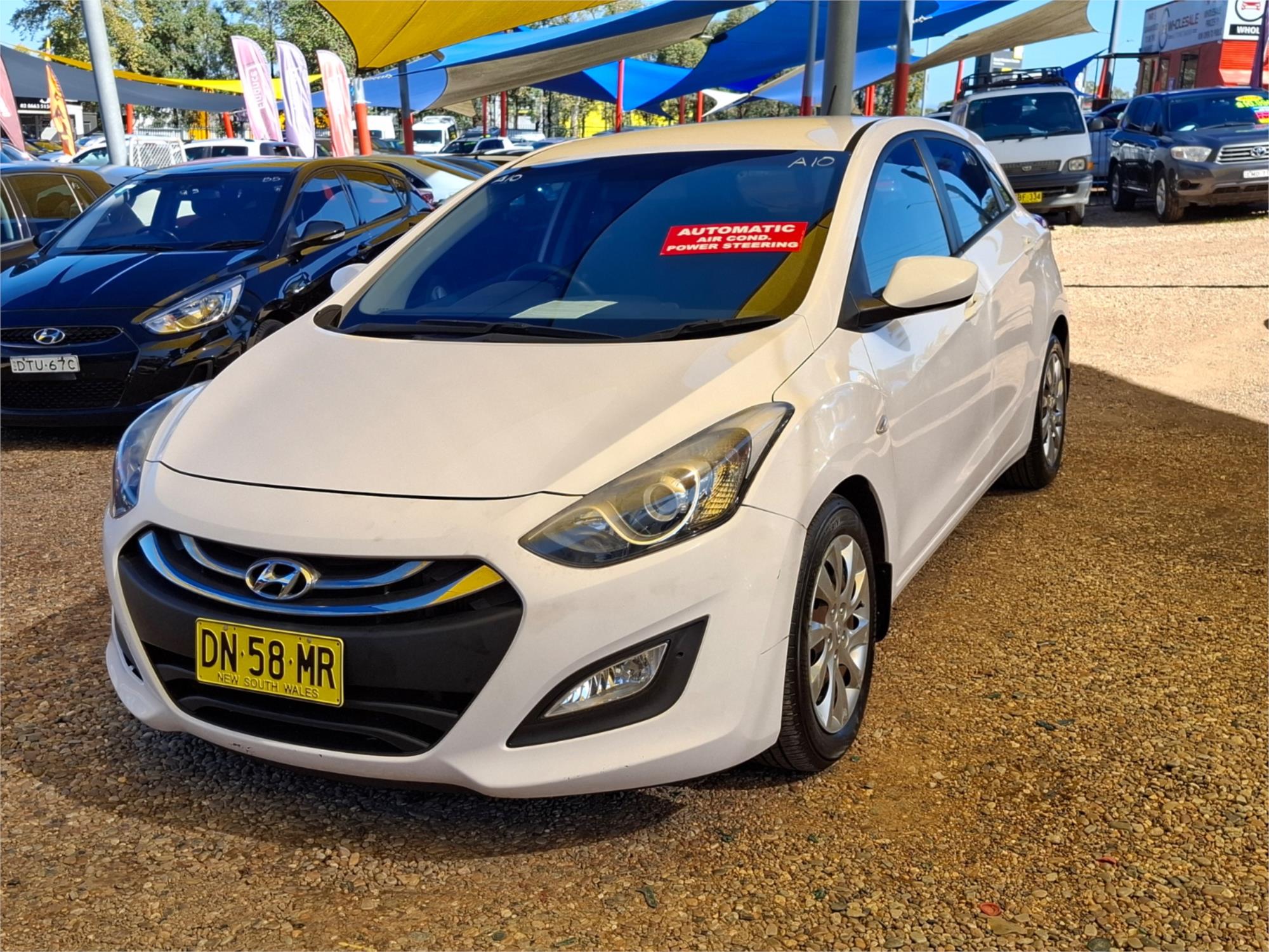 2014 HYUNDAI i30 GD SE 6 SP AUTOMATIC 3D HATCHBACK