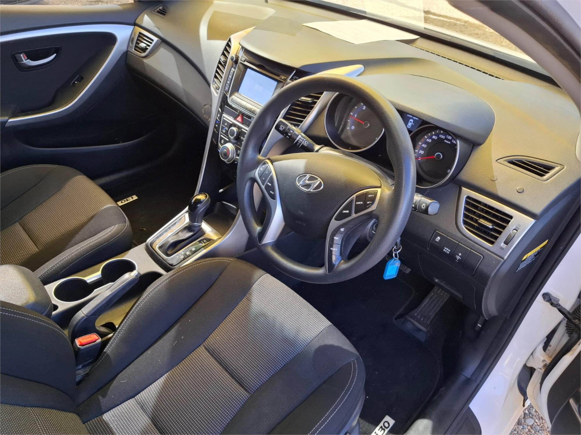2014 HYUNDAI i30 GD SE 6 SP AUTOMATIC 3D HATCHBACK