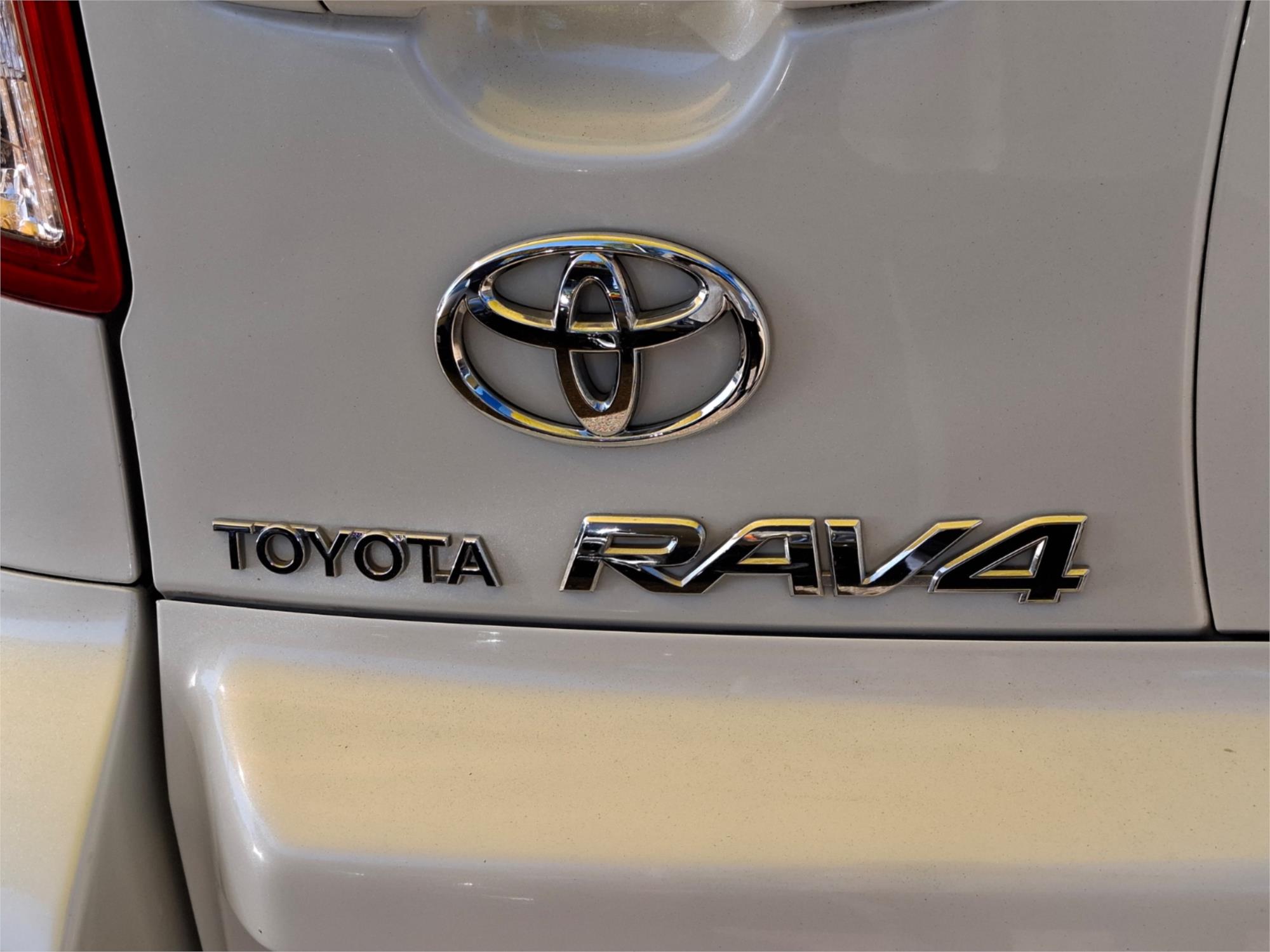 2007 TOYOTA RAV4 ACA33R CRUISER (4x4) 4 SP AUTOMATIC 4D WAGON