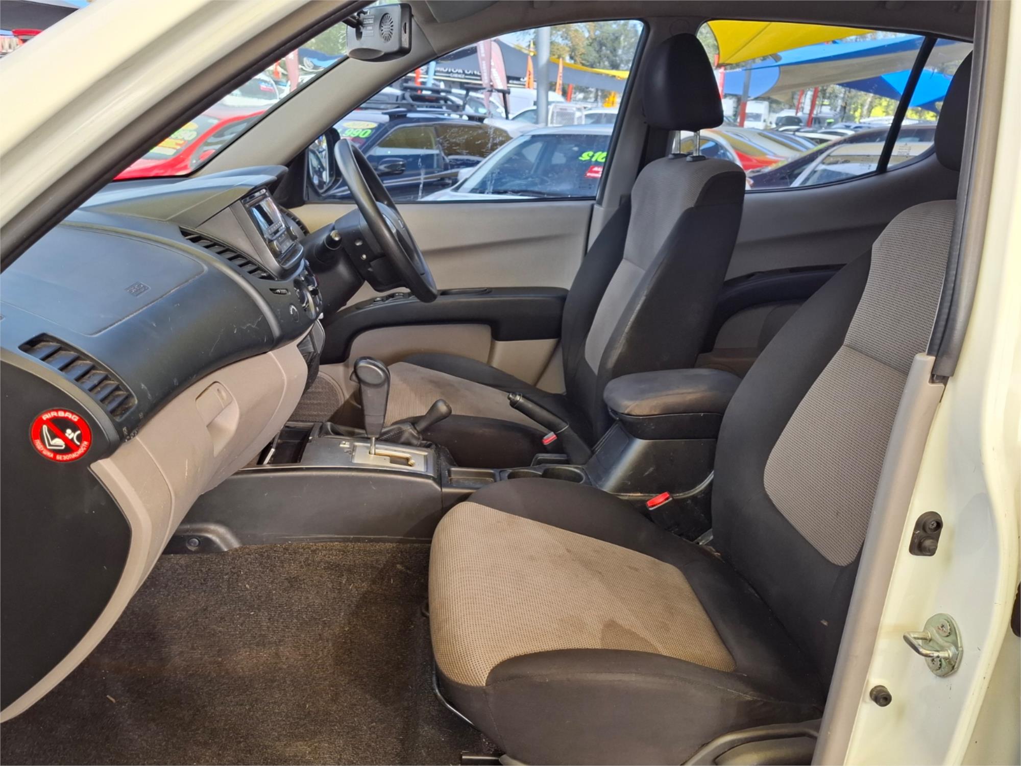 2014 MITSUBISHI TRITON MN MY14 UPDATE GLX (4x4) 4 SP AUTOMATIC 4x4 DOUBLE CAB UTILITY